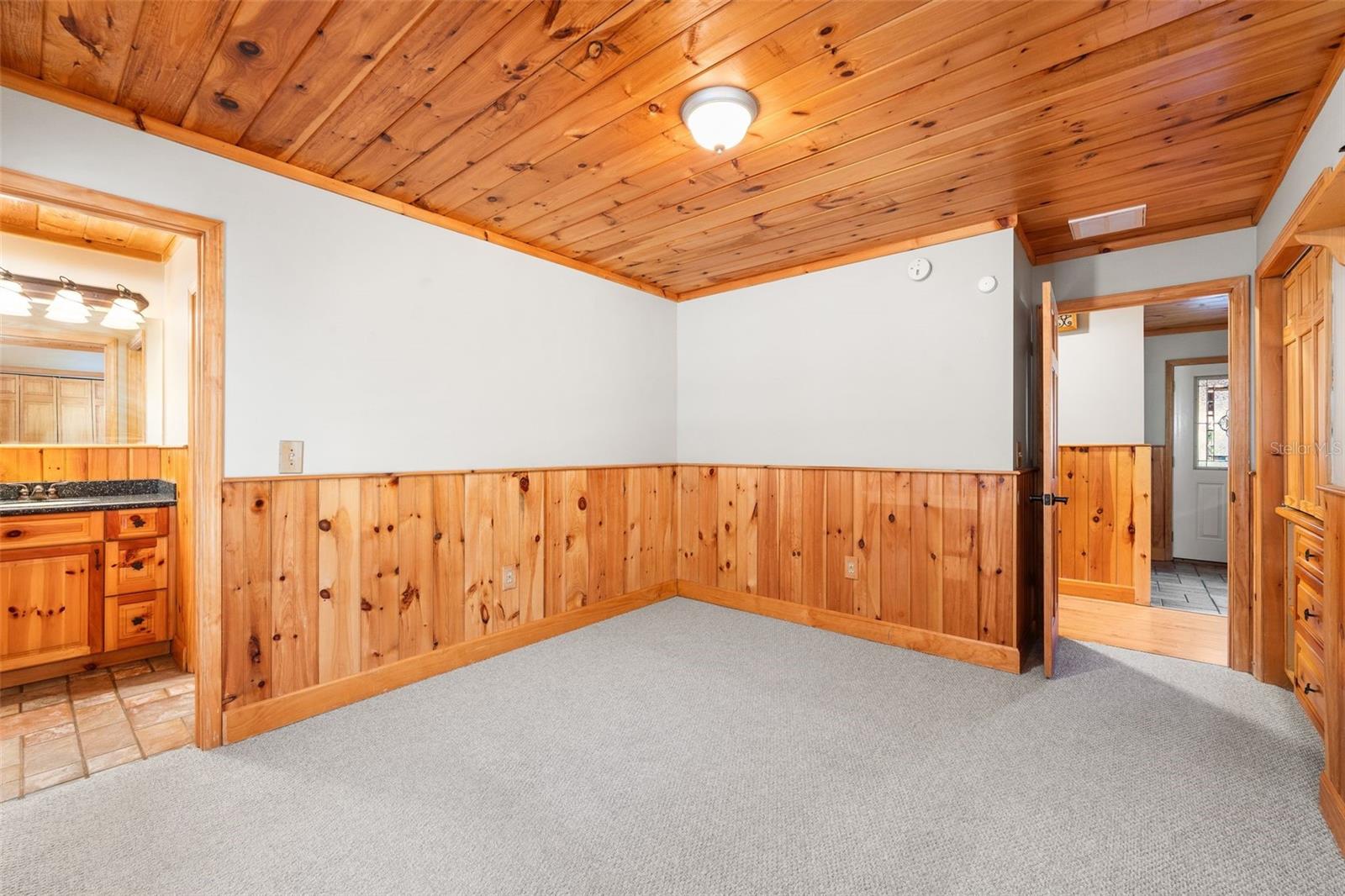 Image 35 of 67 For 137 Meadow Terrace