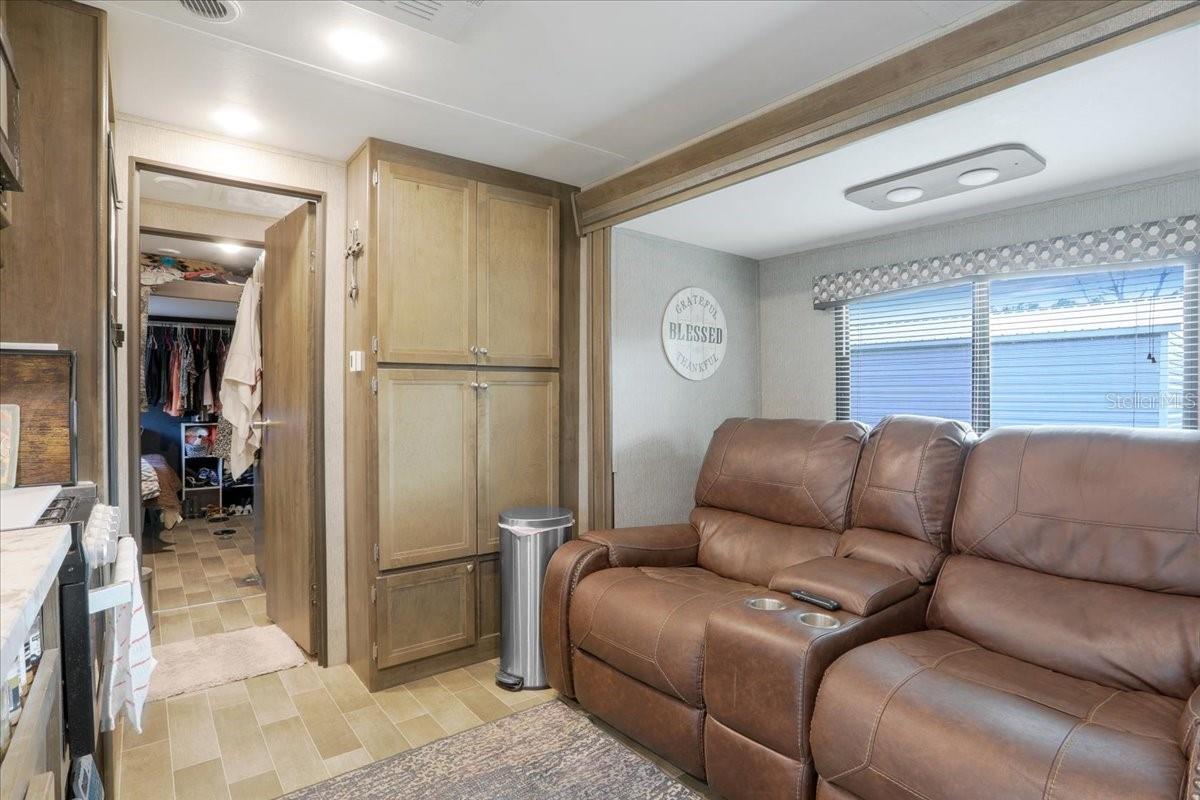 Image 16 of 25 For 5336 Cr-791  