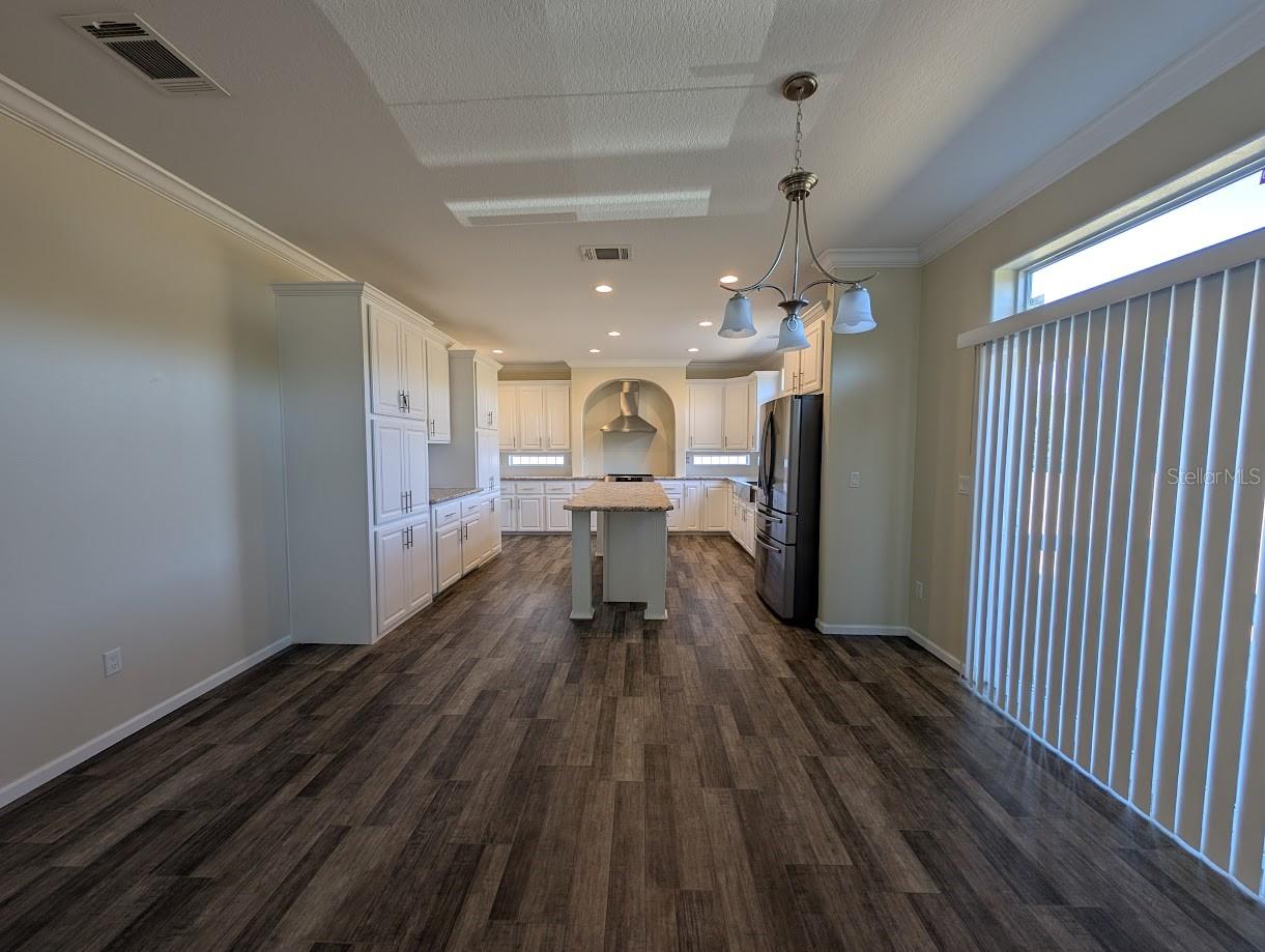 Image 10 of 31 For 25362 46th Avenue