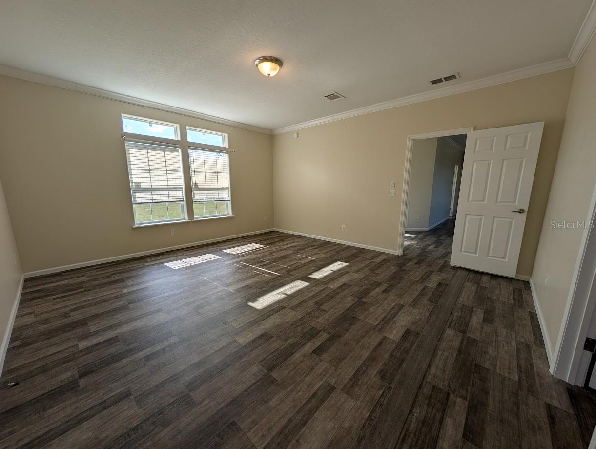 Image 18 of 31 For 25362 46th Avenue