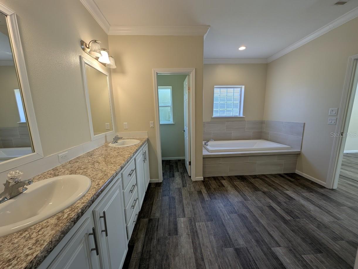 Image 20 of 31 For 25362 46th Avenue