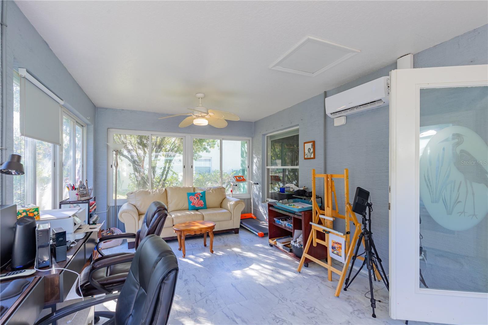 Image 32 of 49 For 3 Ryerton Place