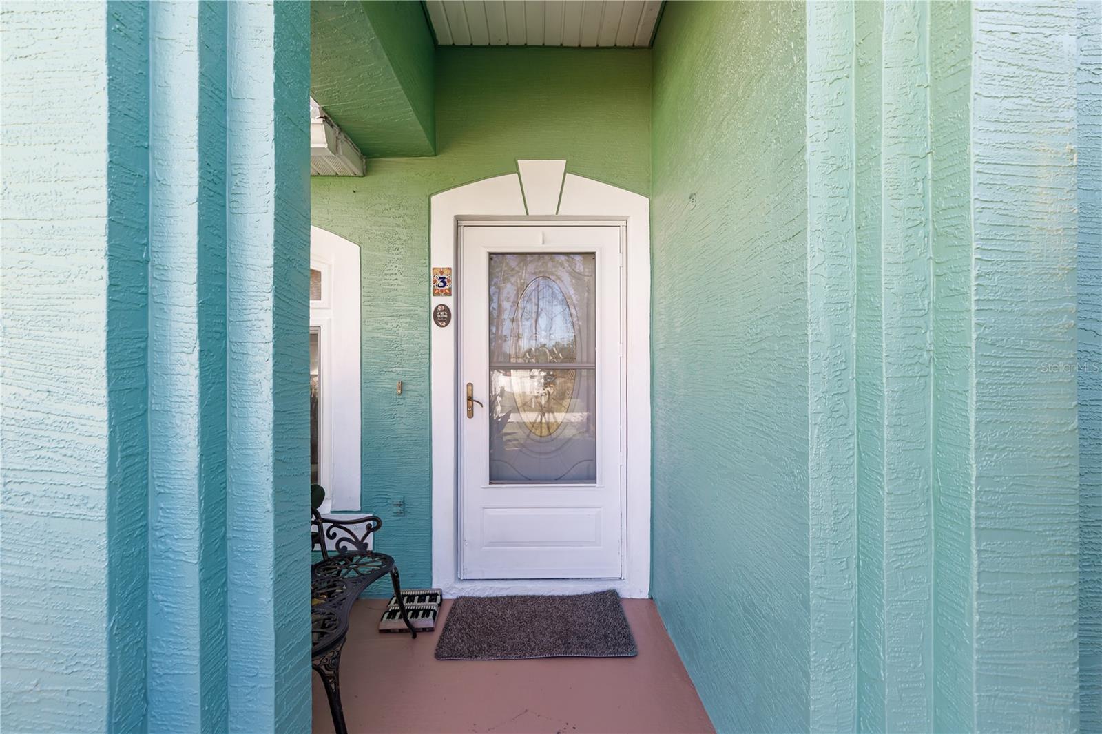 Image 6 of 49 For 3 Ryerton Place