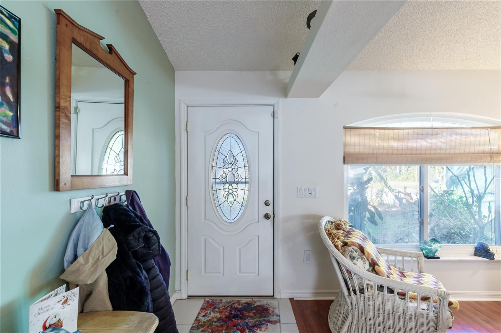 Image 7 of 49 For 3 Ryerton Place