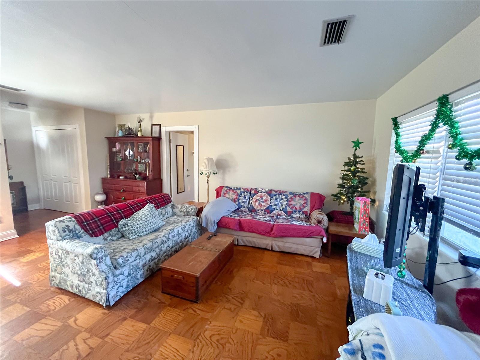 Image 2 of 14 For 4018 10th Avenue