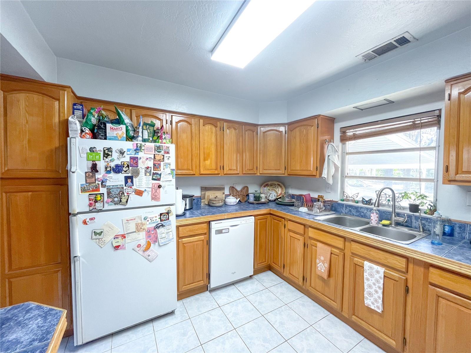 Image 6 of 14 For 4018 10th Avenue