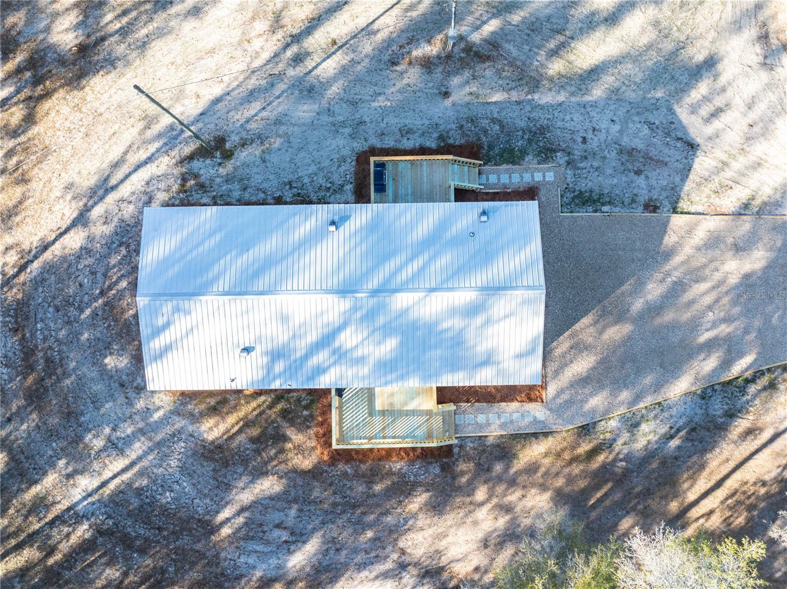 Image 37 of 45 For 1809 Rosemary Circle