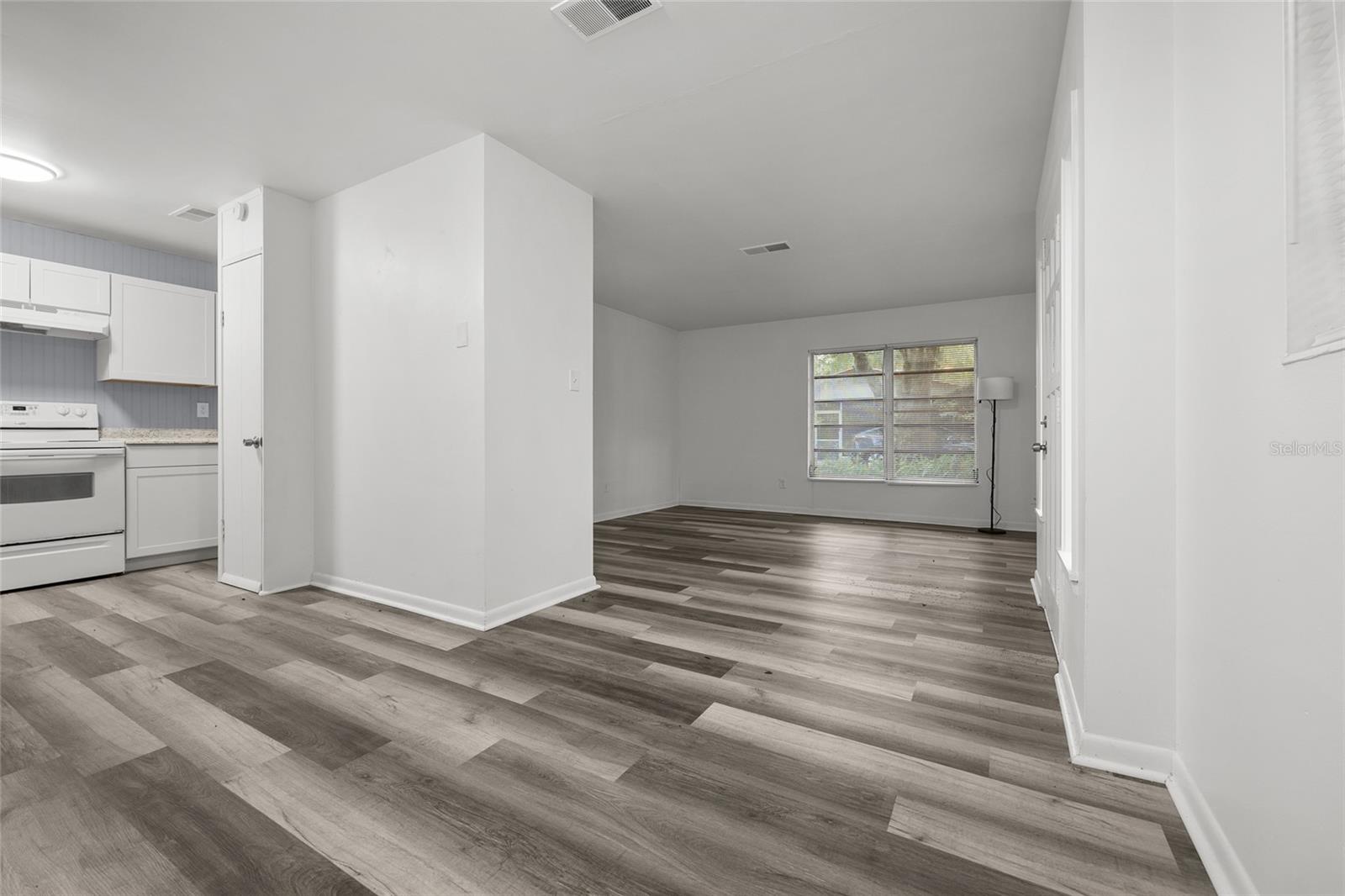 Image 5 of 19 For 3826 14th Place