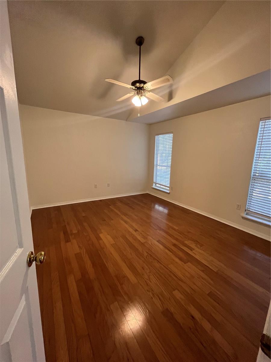 Image 7 of 10 For 5206 94th Street