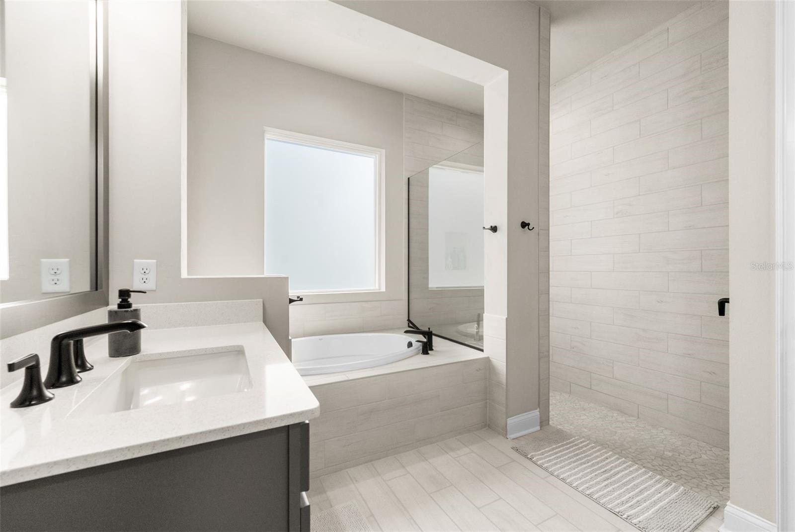 Image 20 of 62 For 10778 34th Road