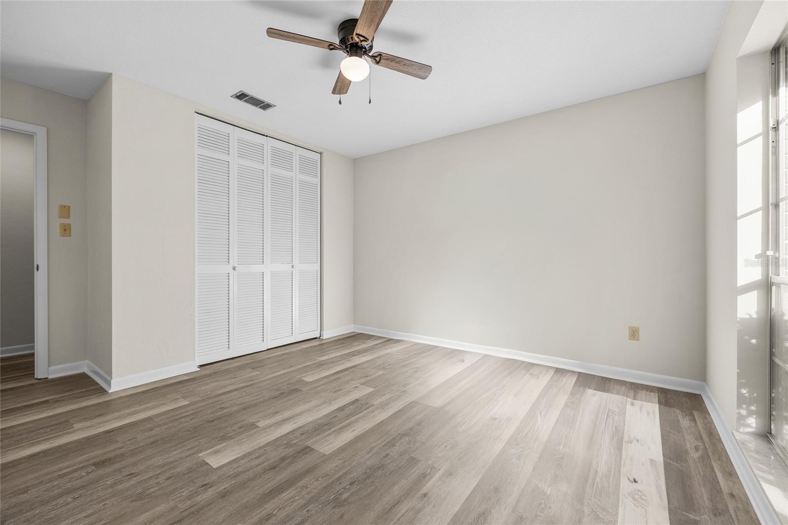 Image 22 of 31 For 2110 46th Street