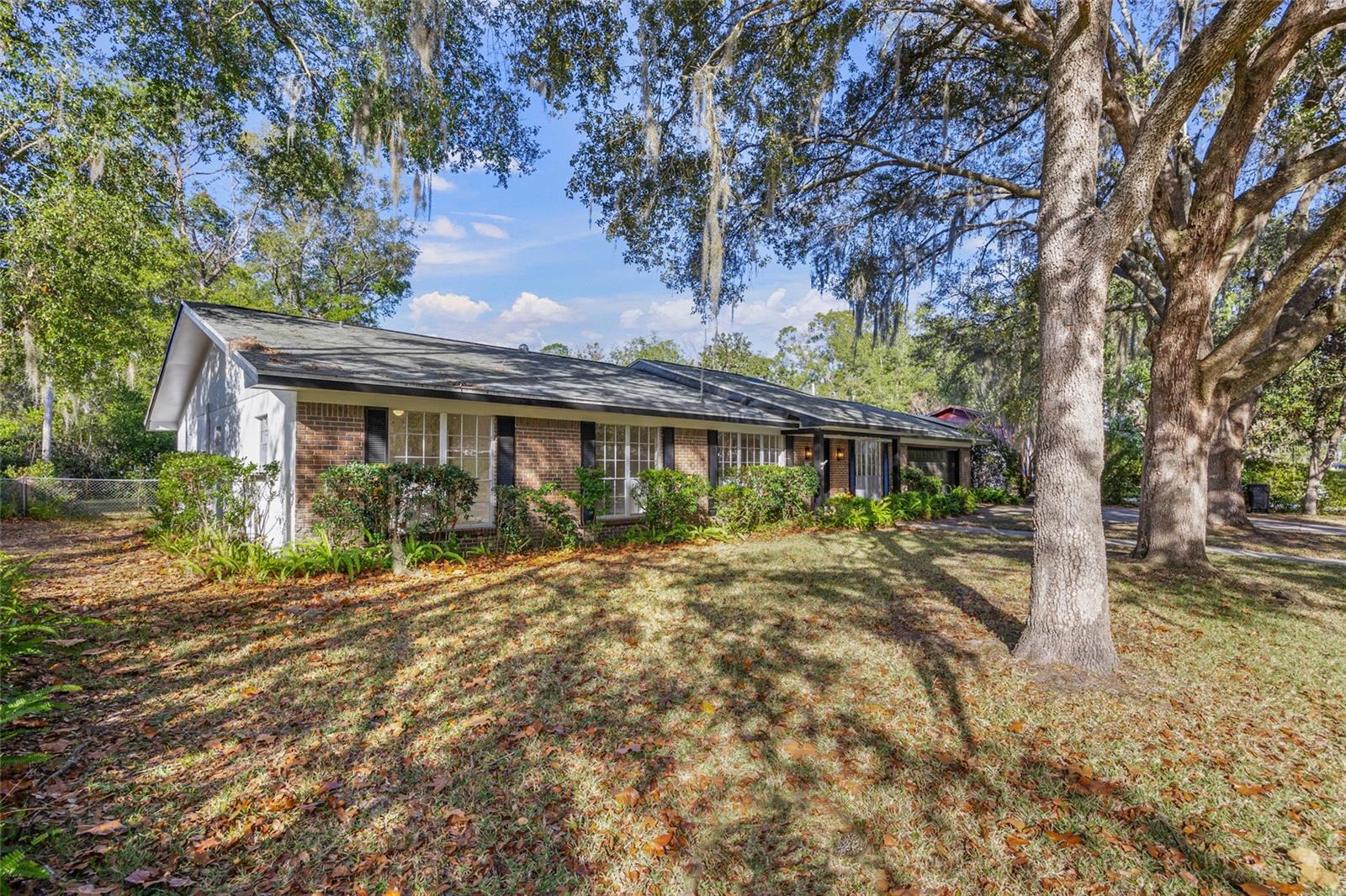 Image 27 of 31 For 2110 46th Street