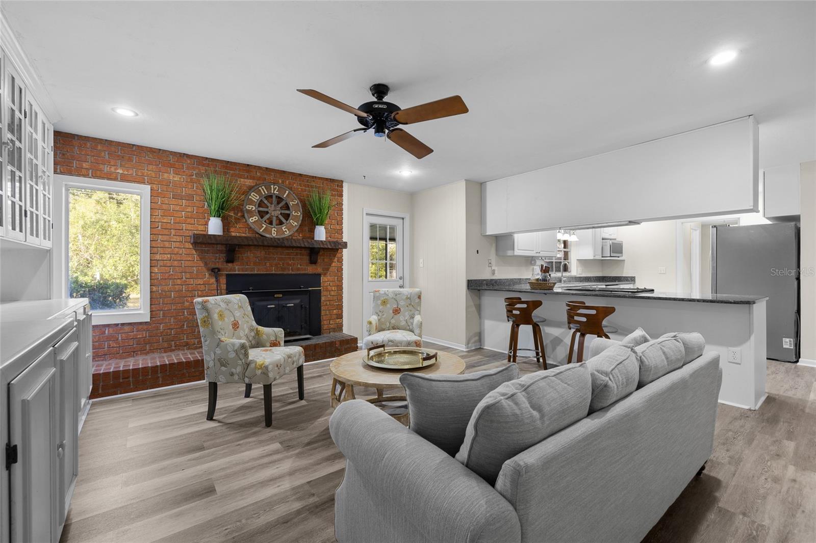 Image 4 of 31 For 2110 46th Street