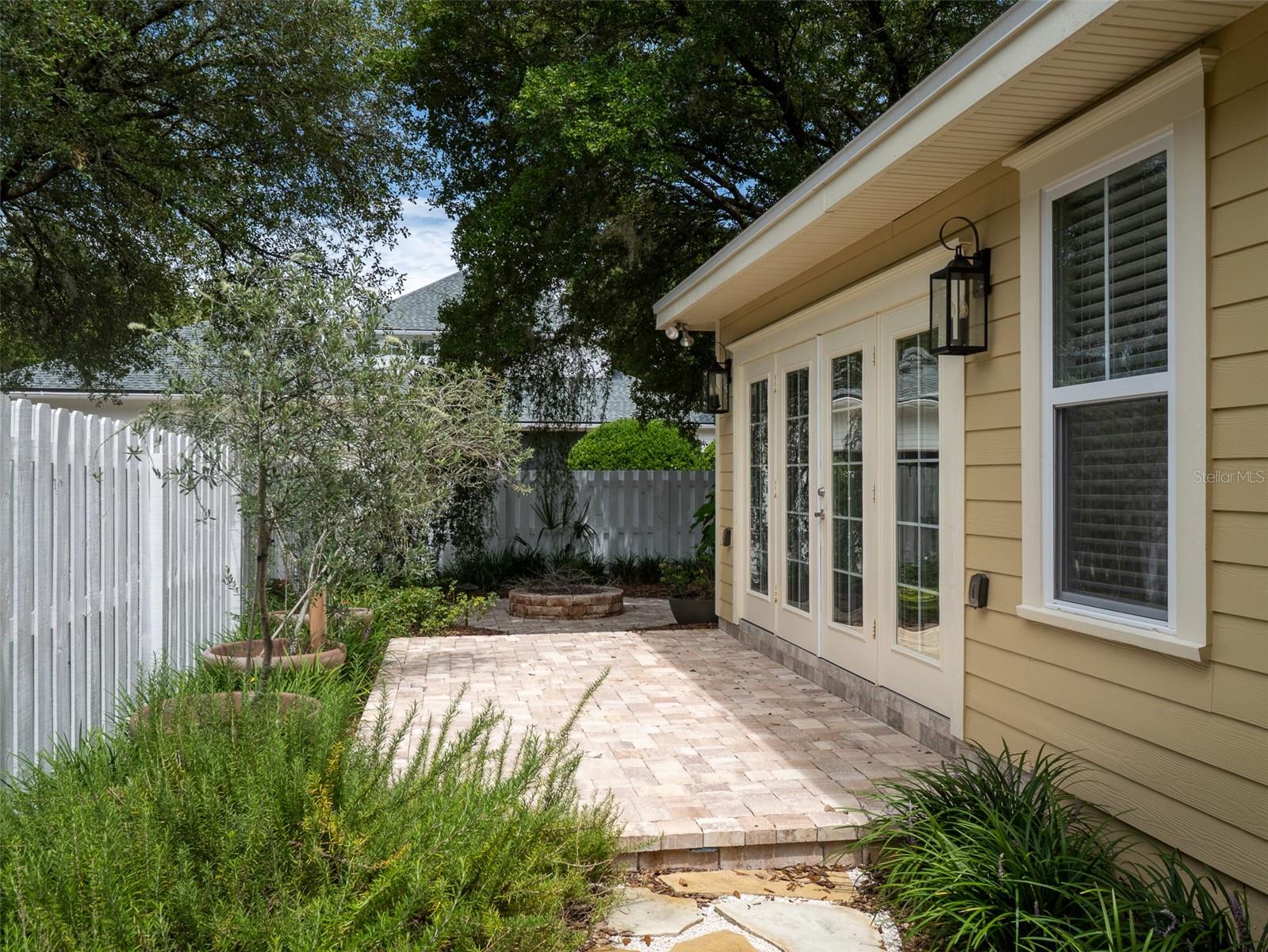 Image 6 of 44 For 441 129th Terrace