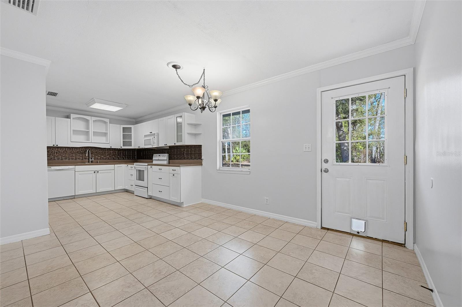 Image 12 of 30 For 6878 36th Avenue