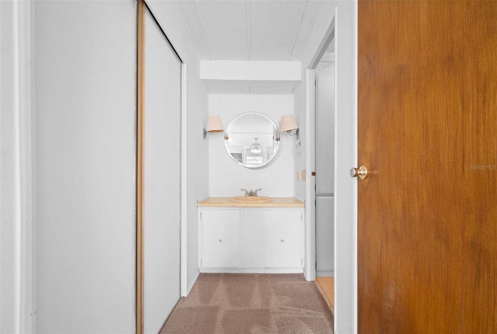 Image 14 of 34 For 8416 39th Circle