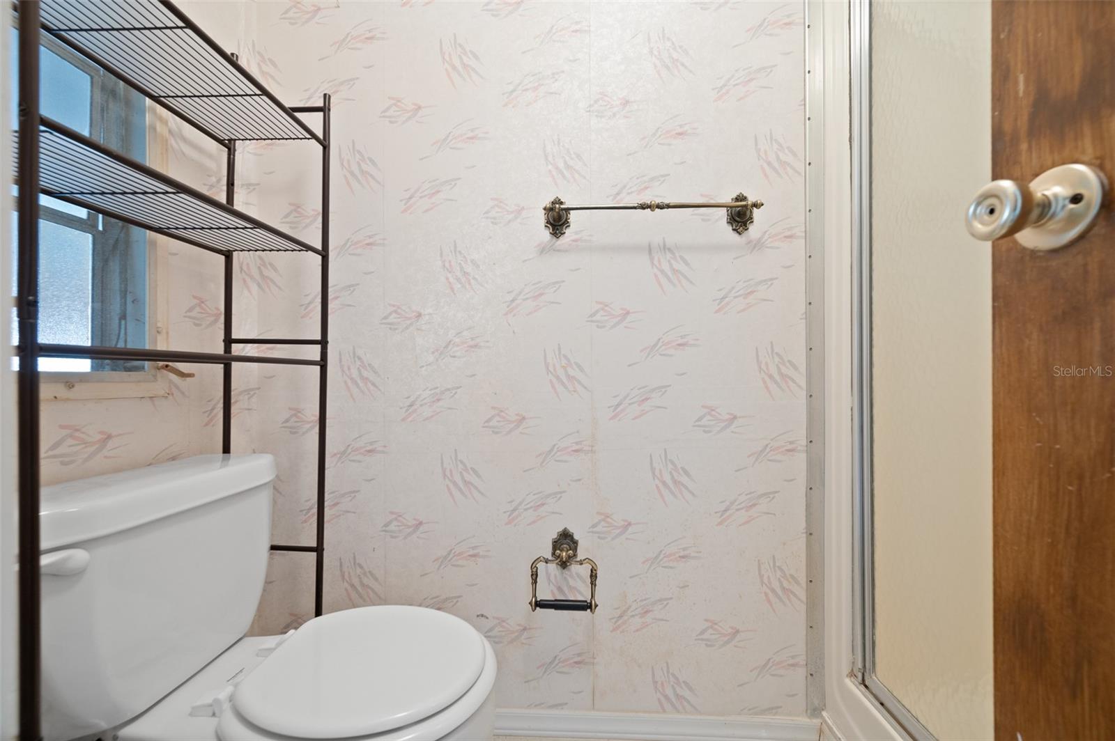 Image 15 of 34 For 8416 39th Circle