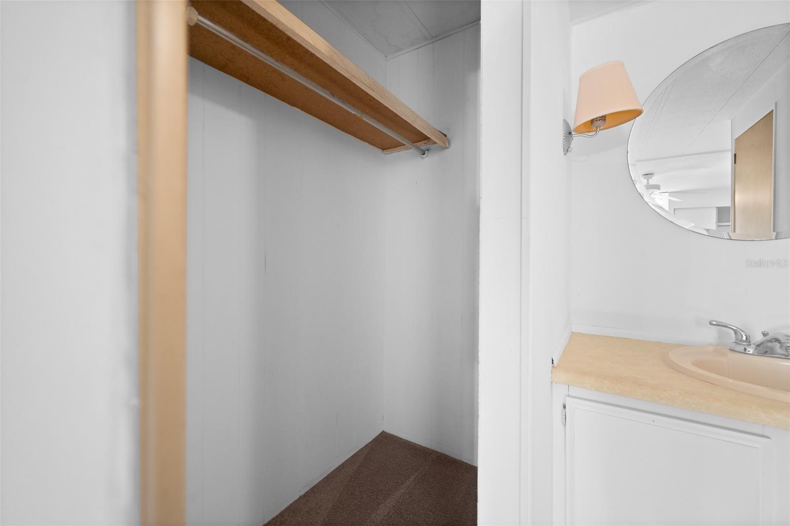 Image 16 of 34 For 8416 39th Circle