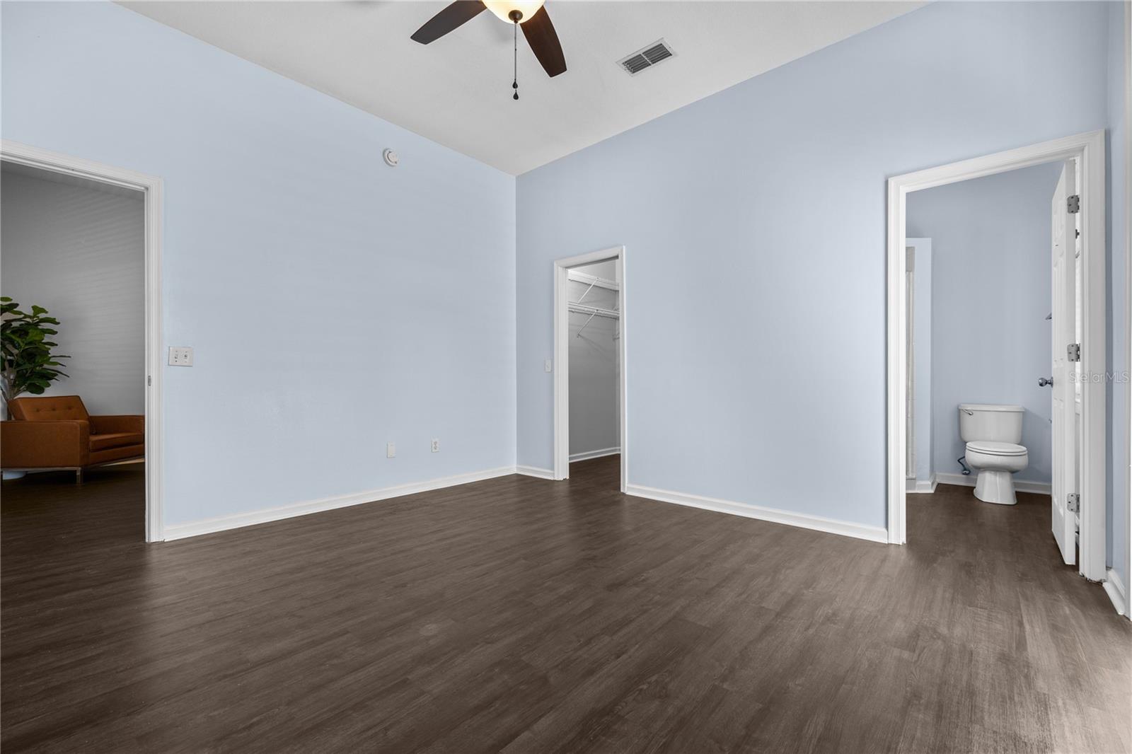 Image 11 of 27 For 5213 91st Terrace B