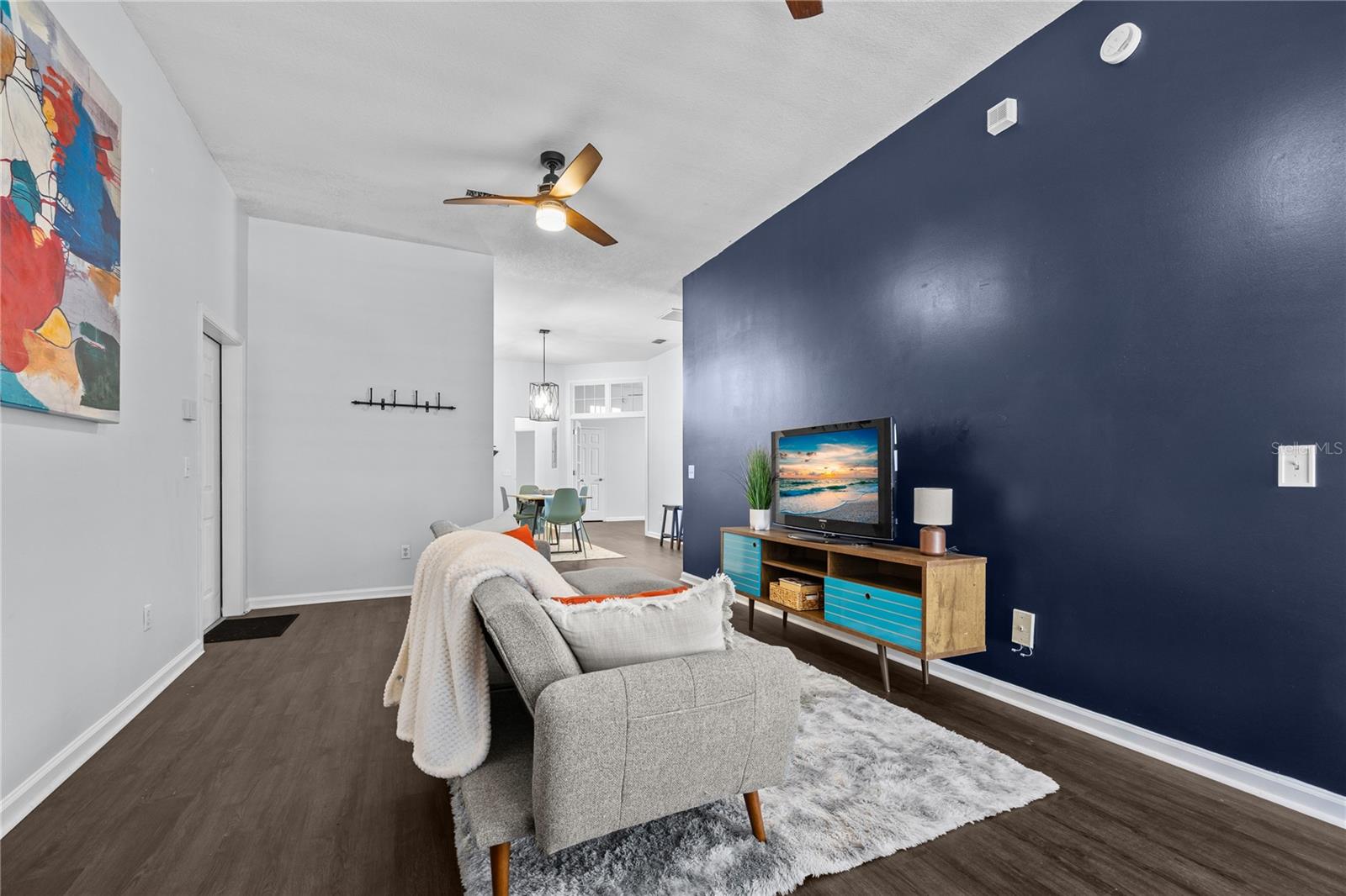 Image 5 of 27 For 5213 91st Terrace B