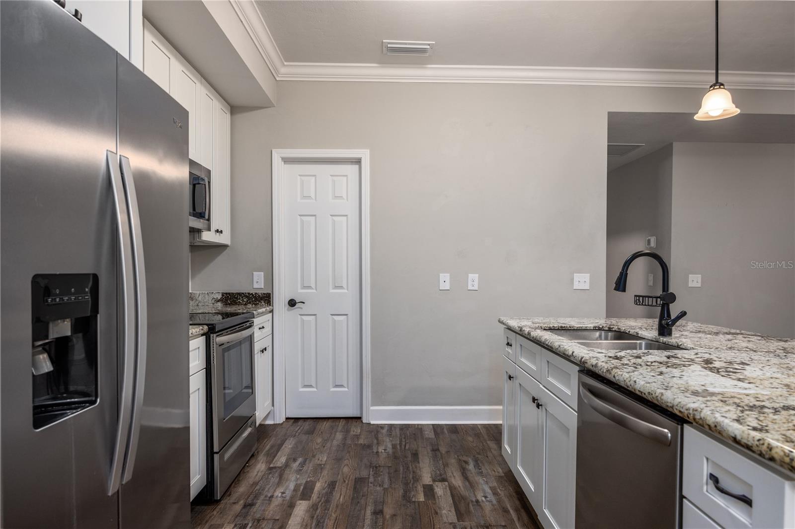 Image 16 of 51 For 8931 118th Terrace