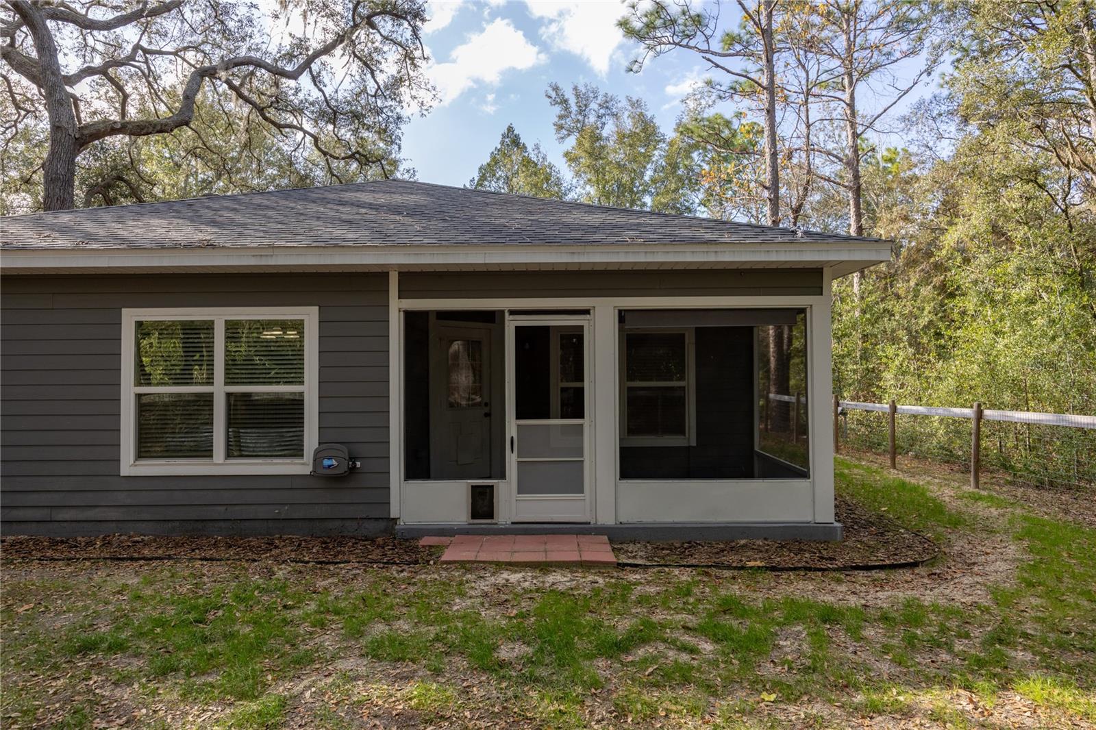 Image 38 of 51 For 8931 118th Terrace