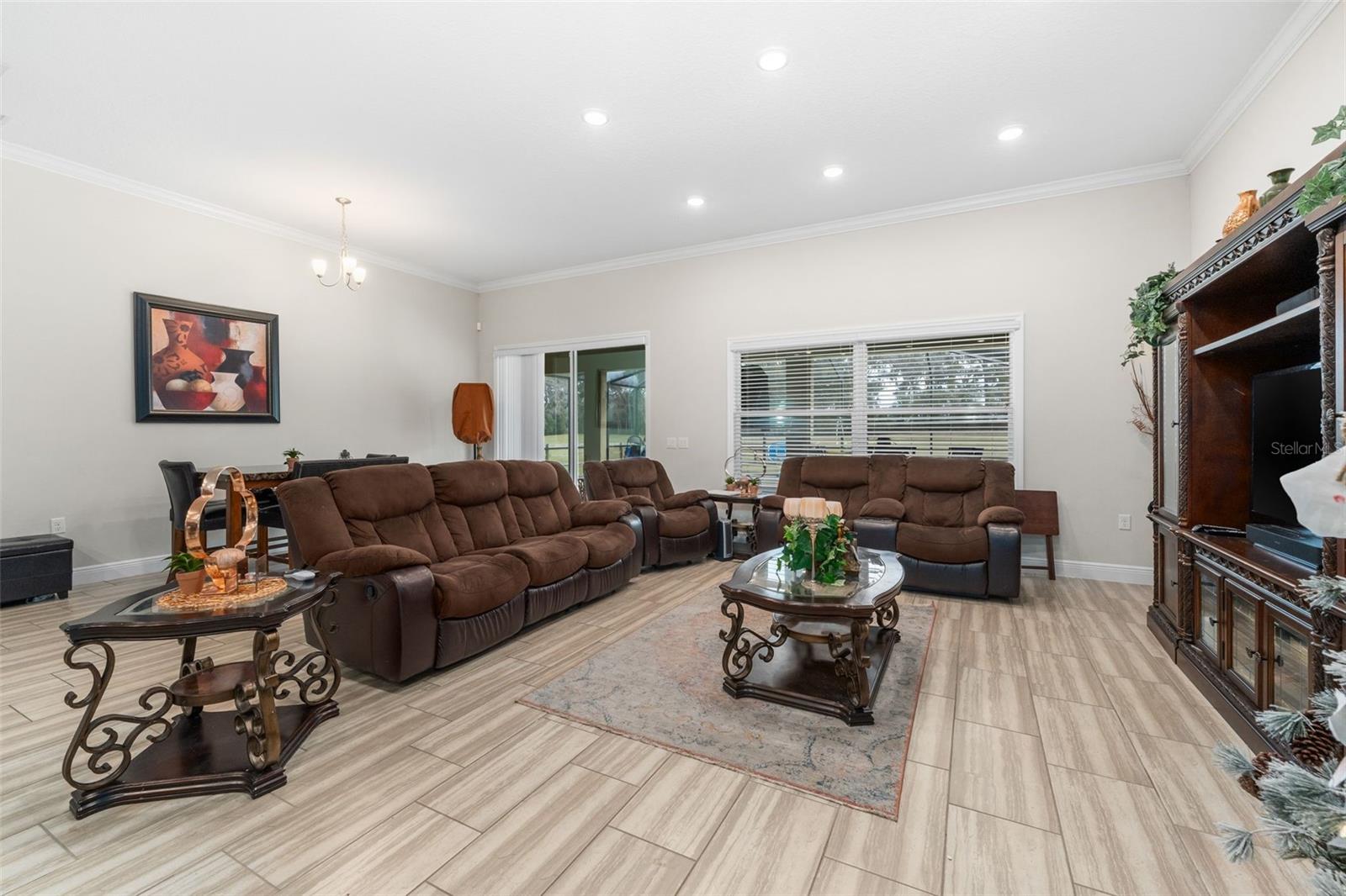 Image 19 of 45 For 5615 215th Terrace