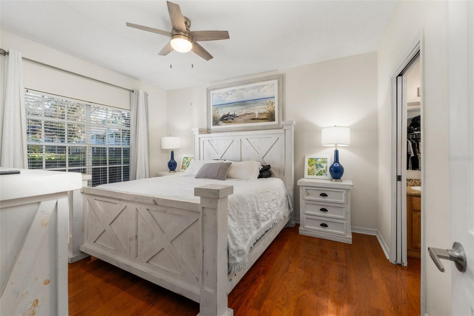 Image 14 of 36 For 10000 52nd Avenue 35