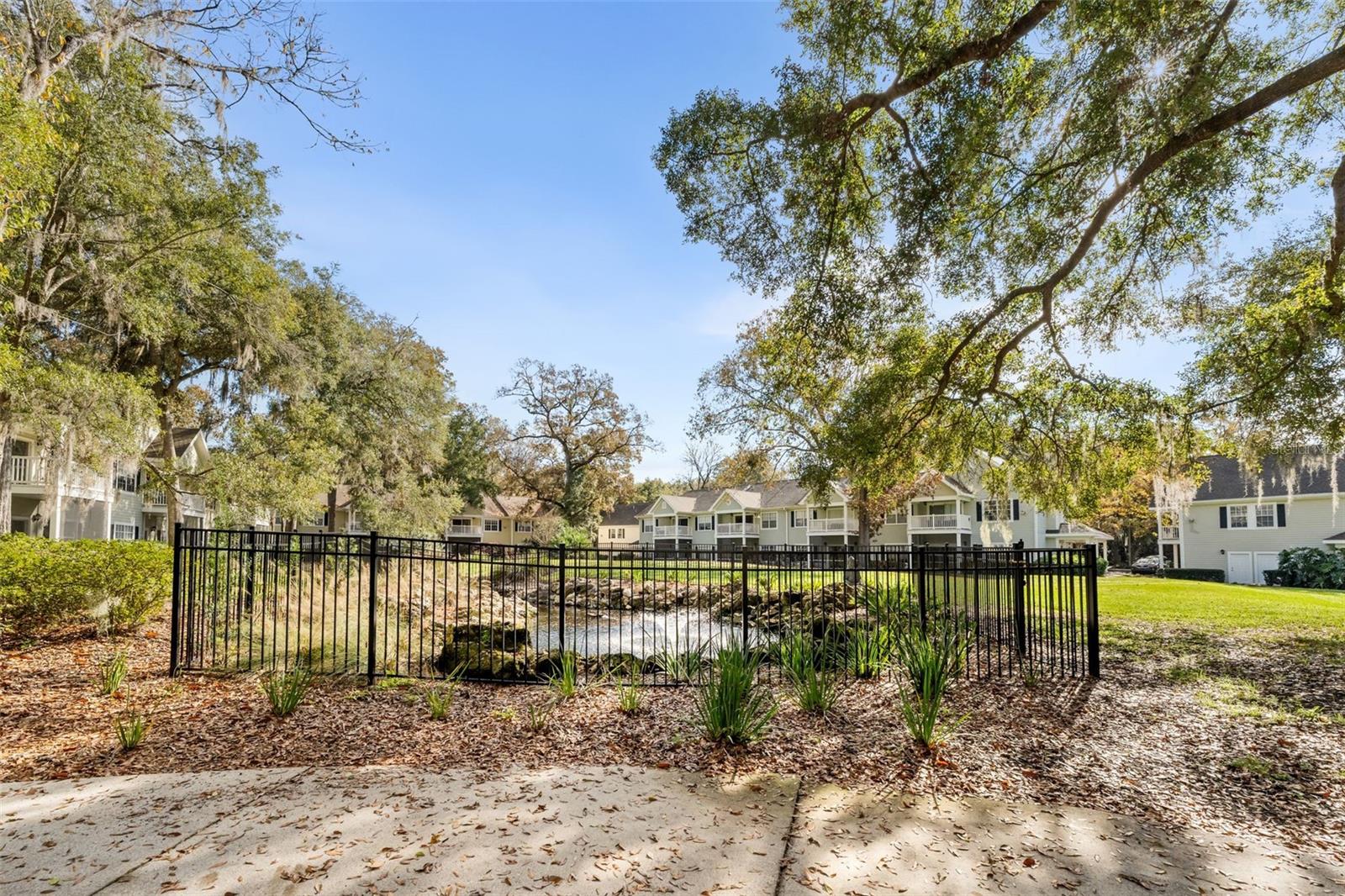 Image 26 of 36 For 10000 52nd Avenue 35