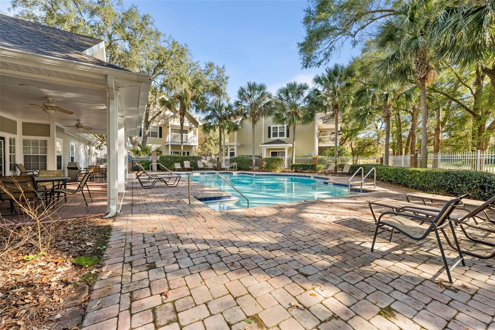 Image 33 of 36 For 10000 52nd Avenue 35