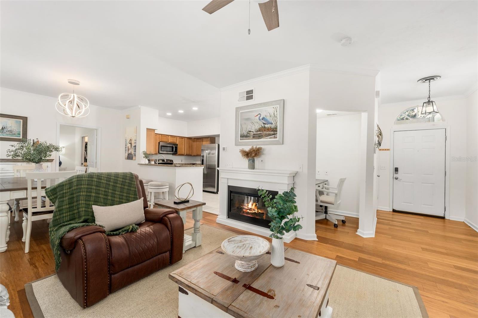 Image 6 of 36 For 10000 52nd Avenue 35