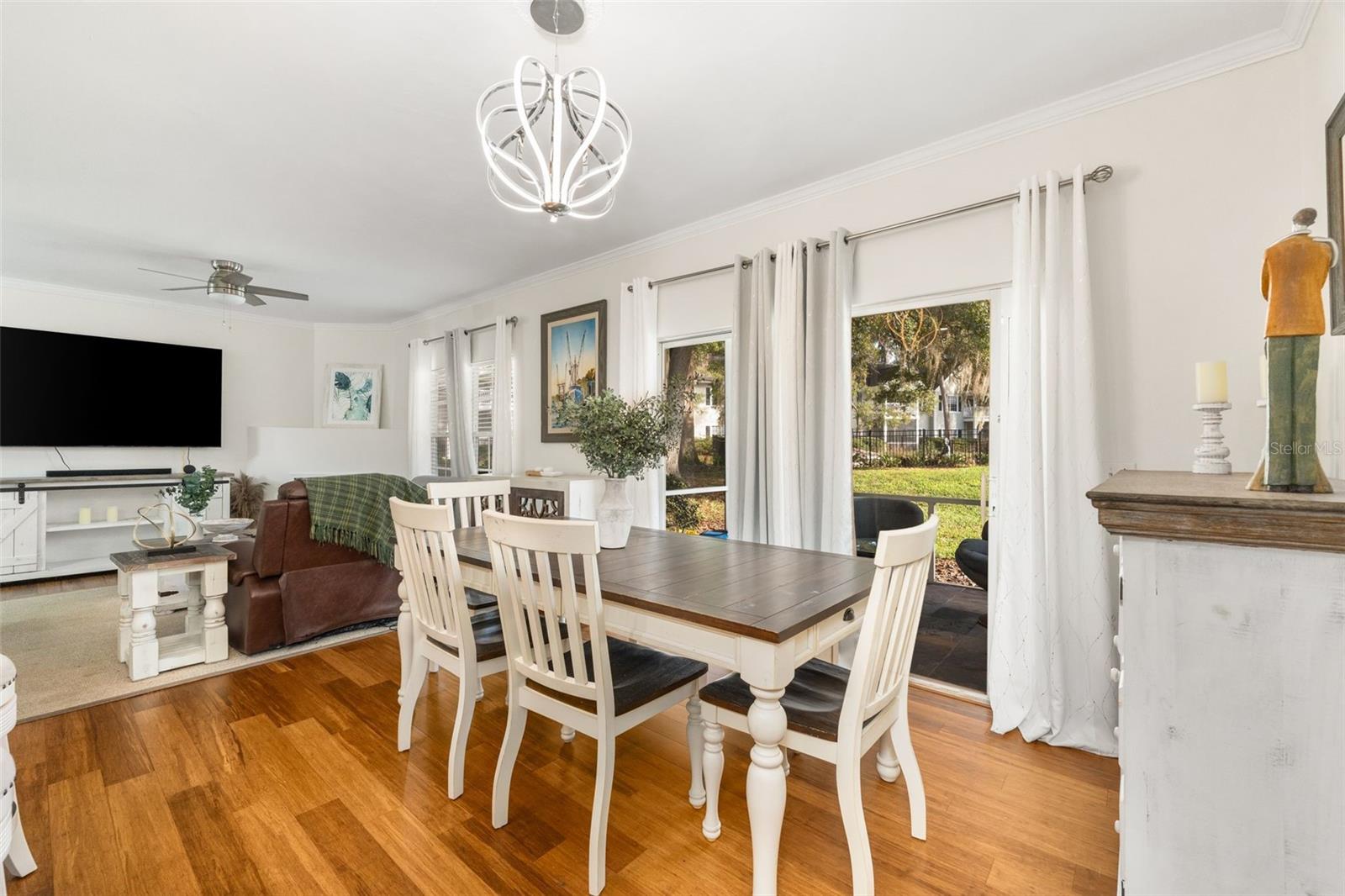 Image 8 of 36 For 10000 52nd Avenue 35