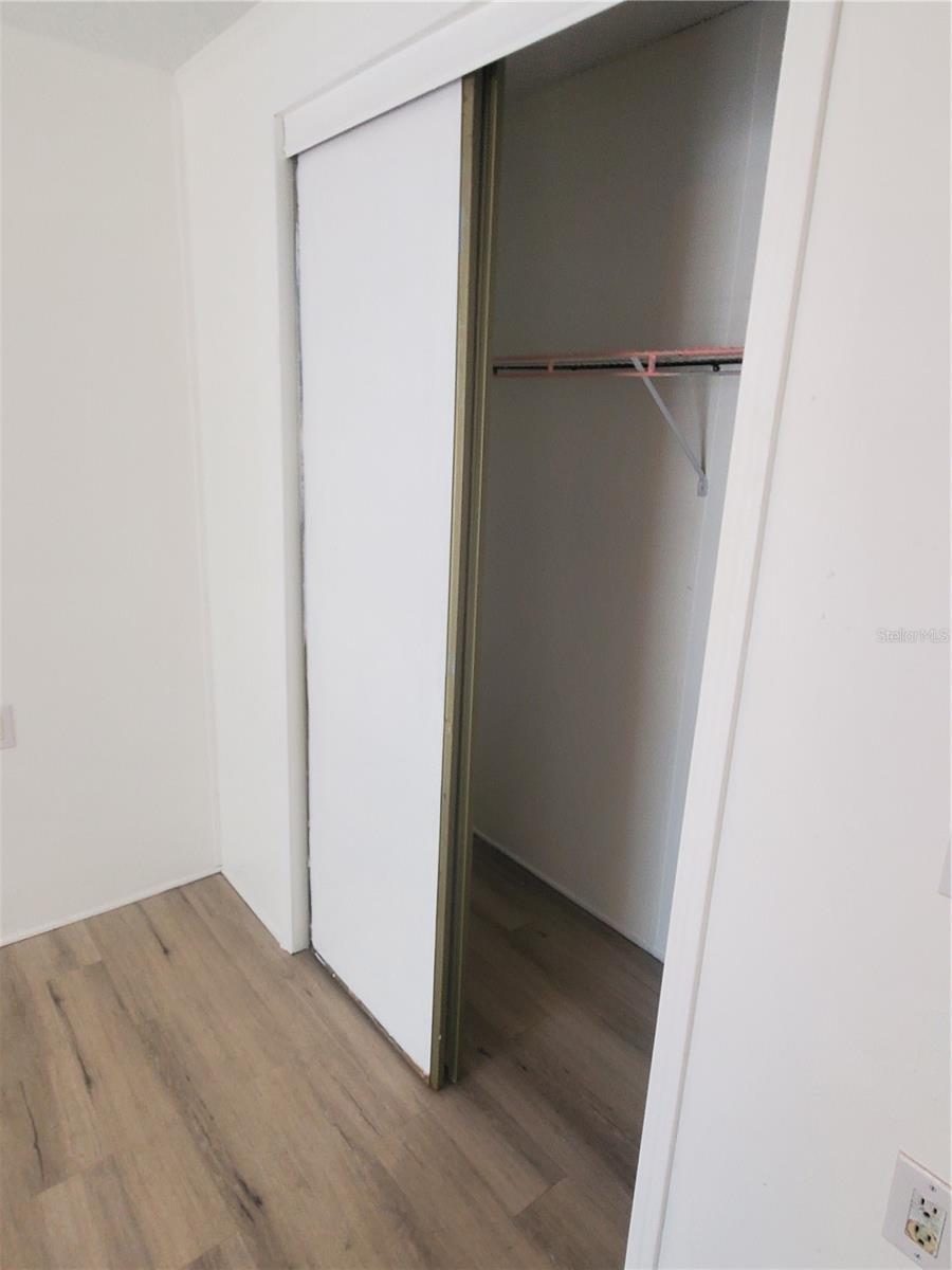 Image 12 of 27 For 24274 190th Avenue