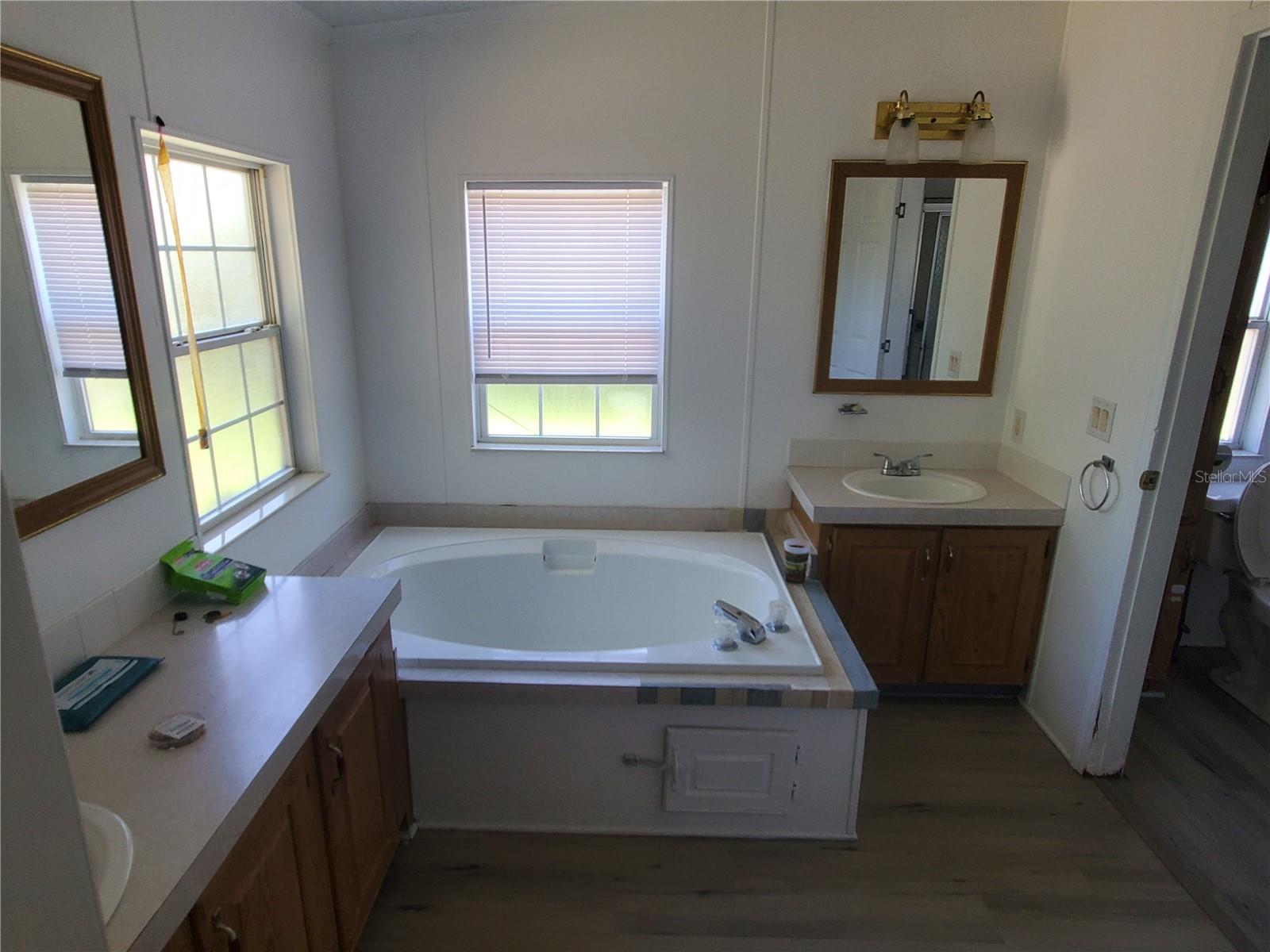 Image 3 of 27 For 24274 190th Avenue