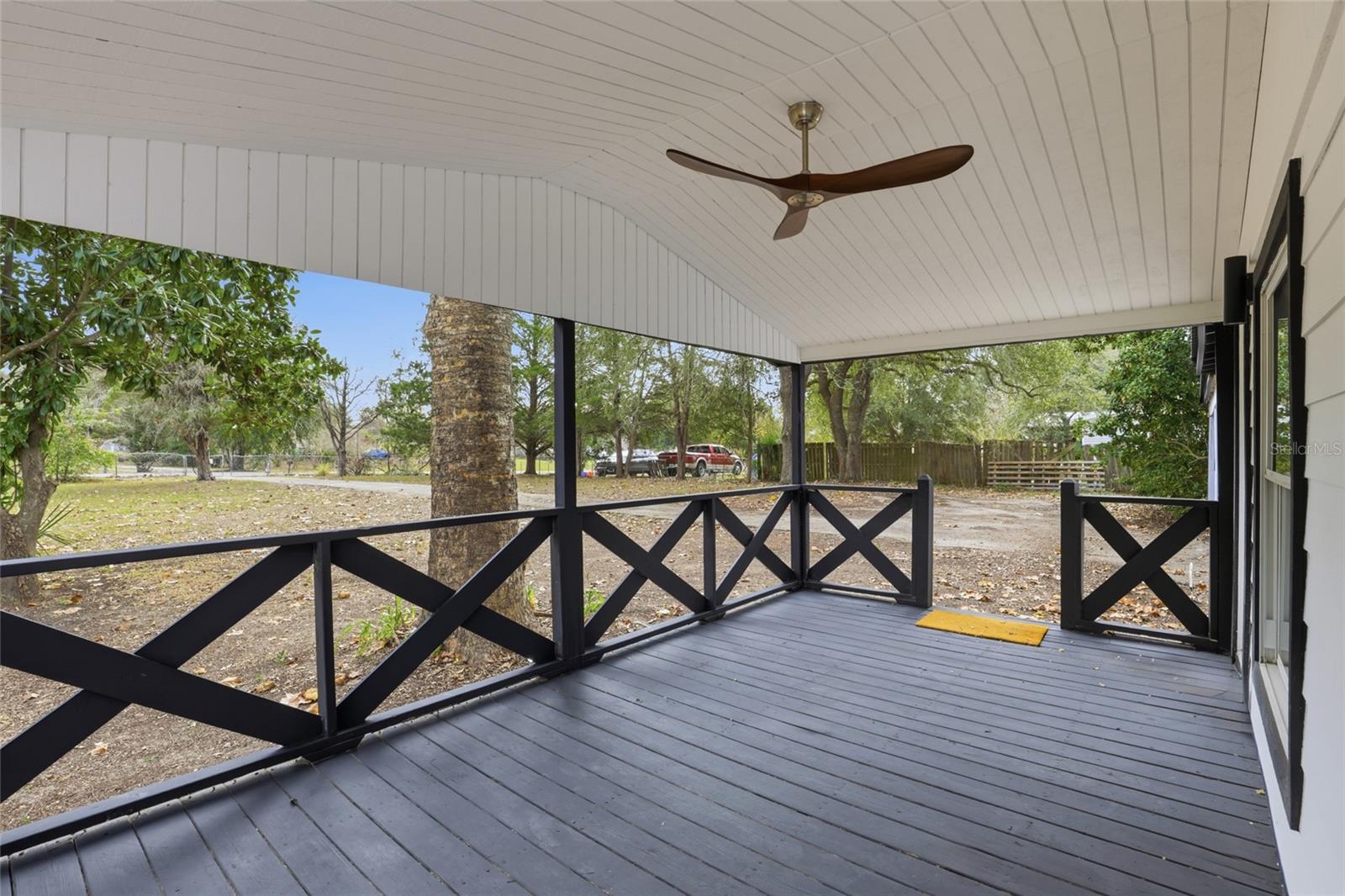 Image 3 of 21 For 9024 104th Terrace