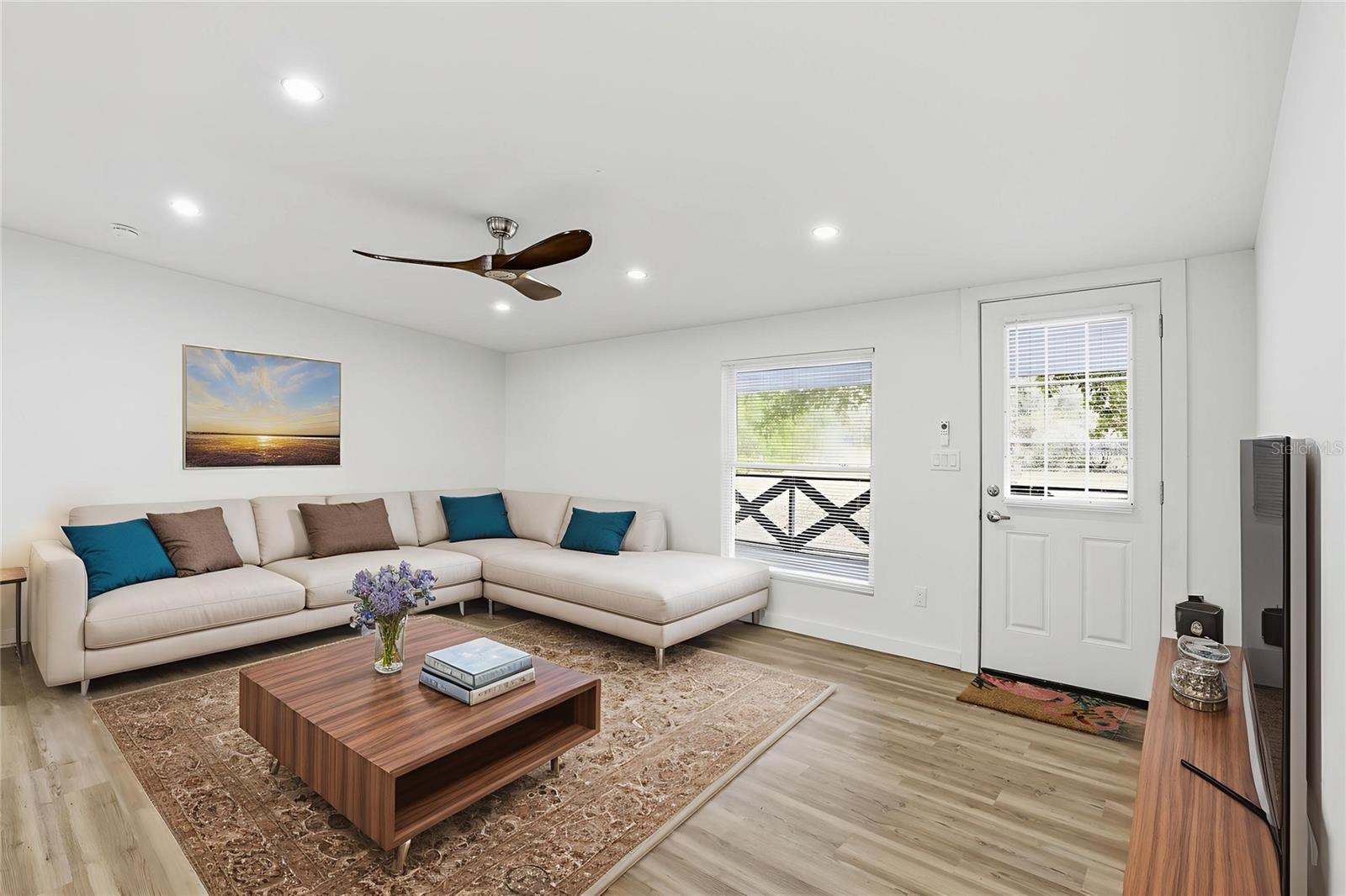 Image 5 of 21 For 9024 104th Terrace