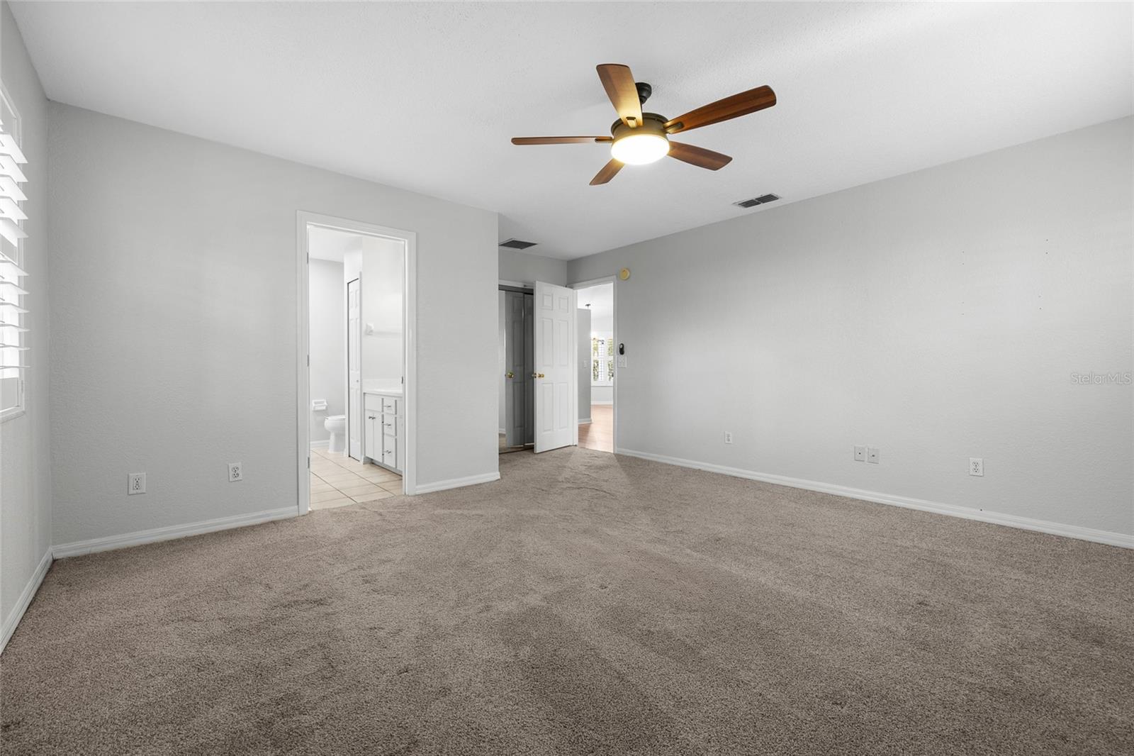 Image 17 of 31 For 25339 18th Avenue