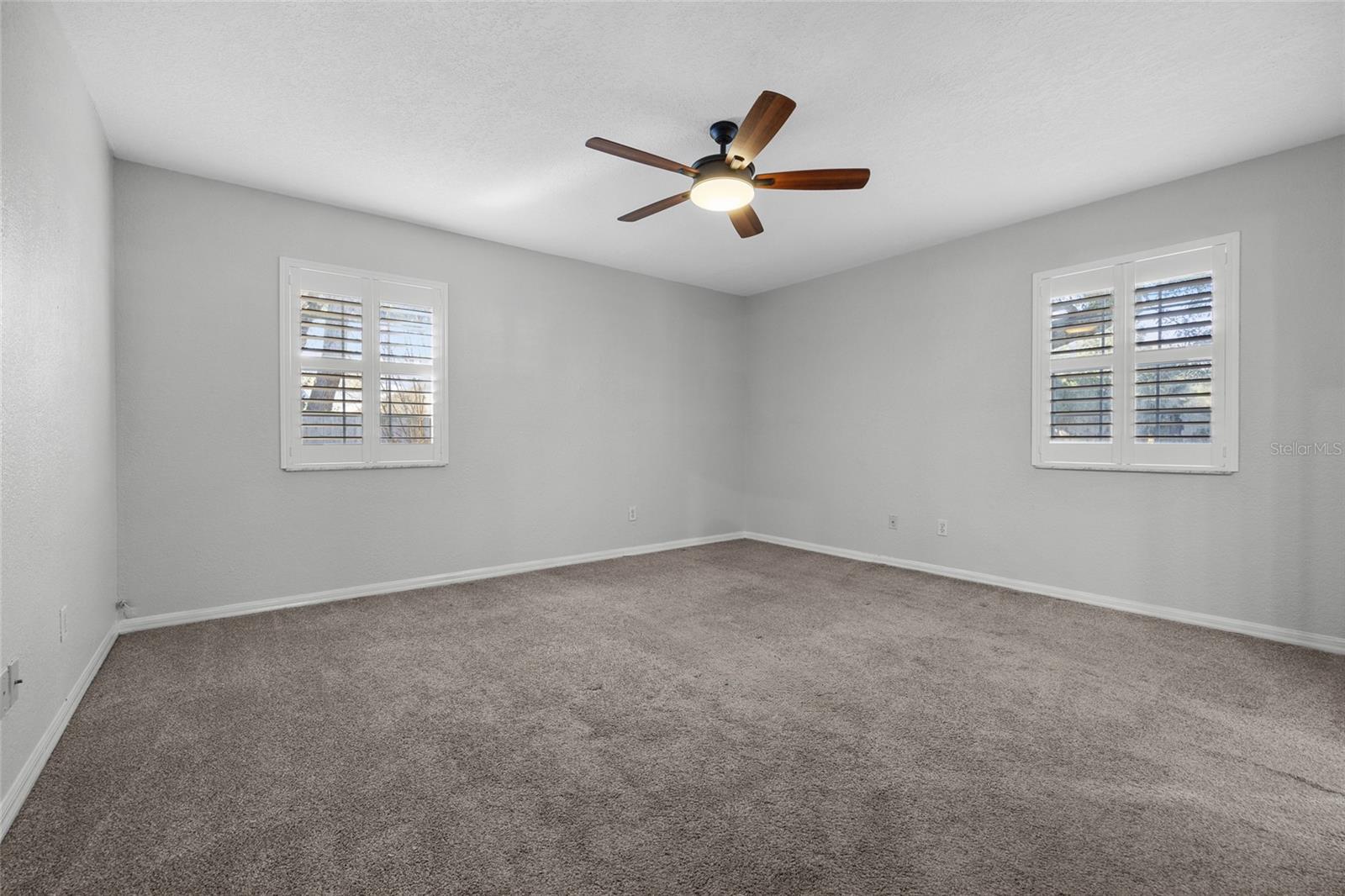 Image 18 of 31 For 25339 18th Avenue