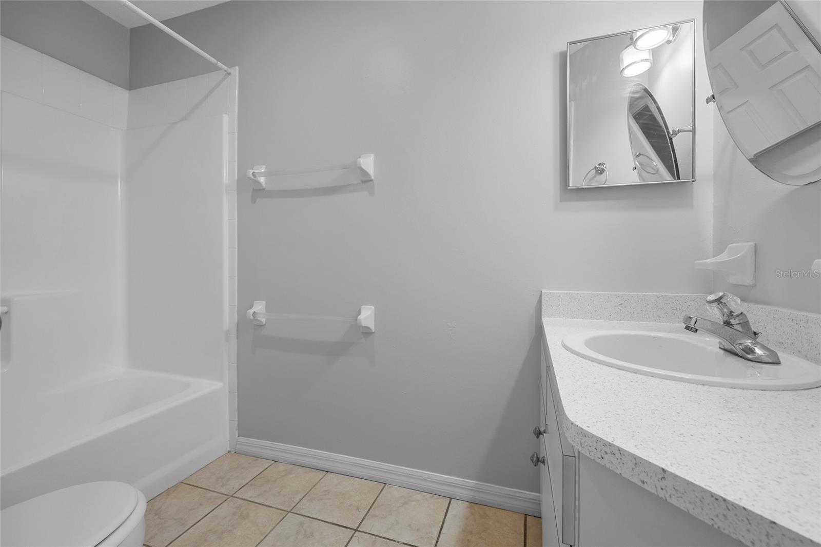 Image 23 of 31 For 25339 18th Avenue