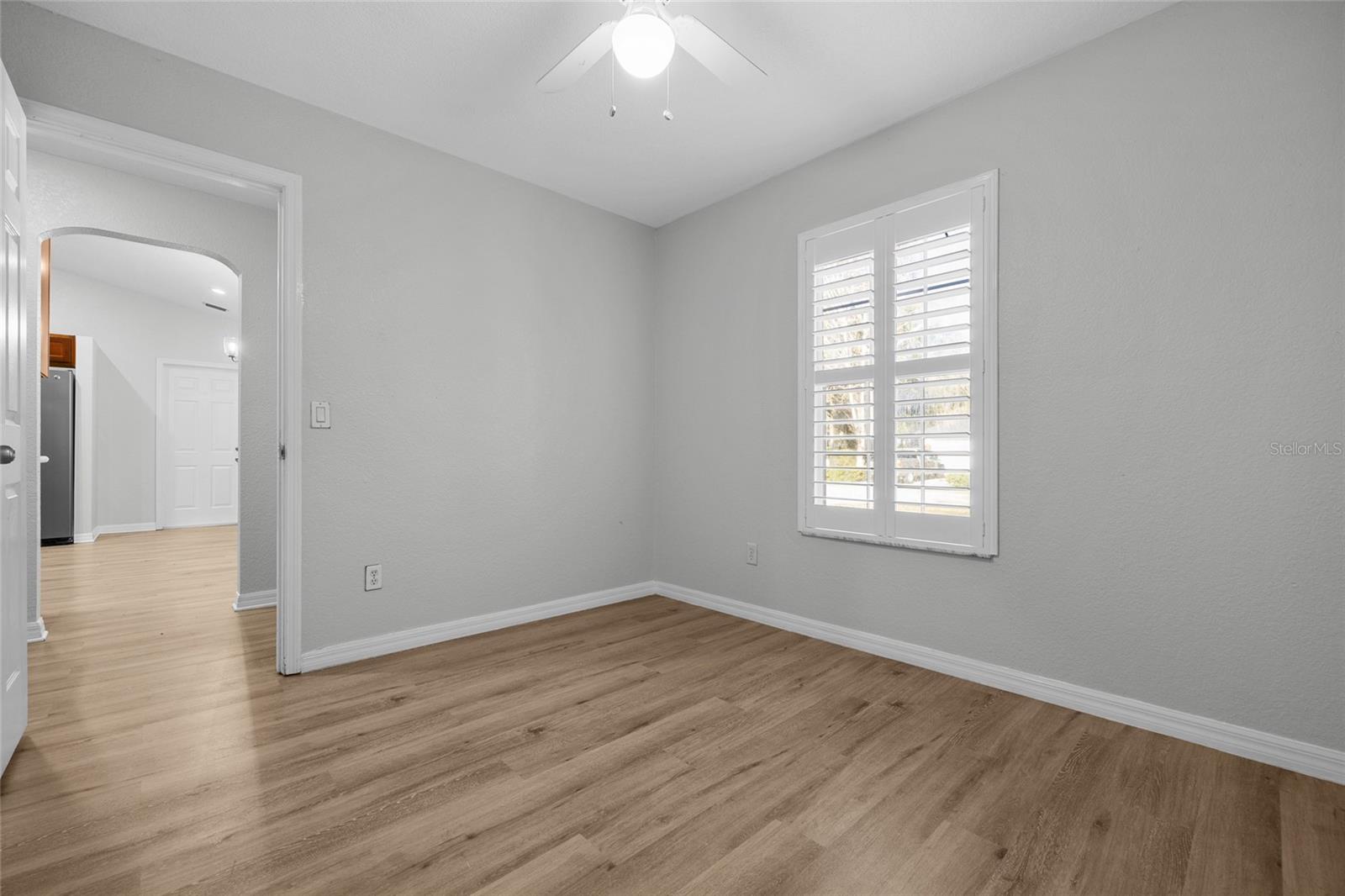 Image 24 of 31 For 25339 18th Avenue