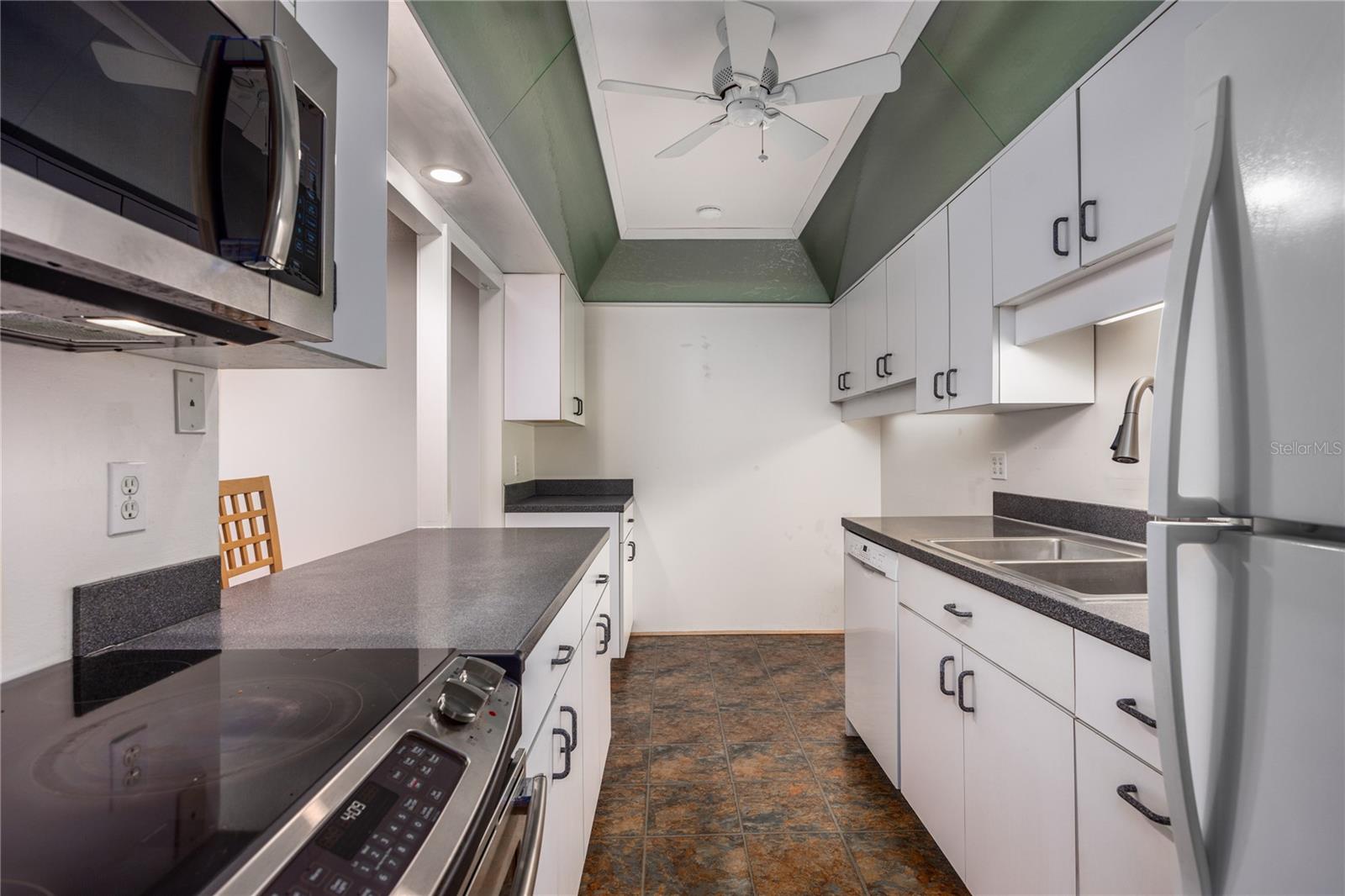 Image 34 of 54 For 1719 23rd Avenue 3f