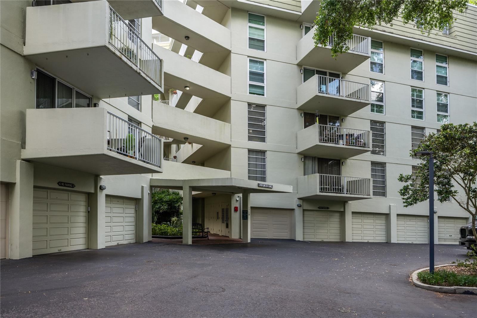 Image 36 of 54 For 1719 23rd Avenue 3f