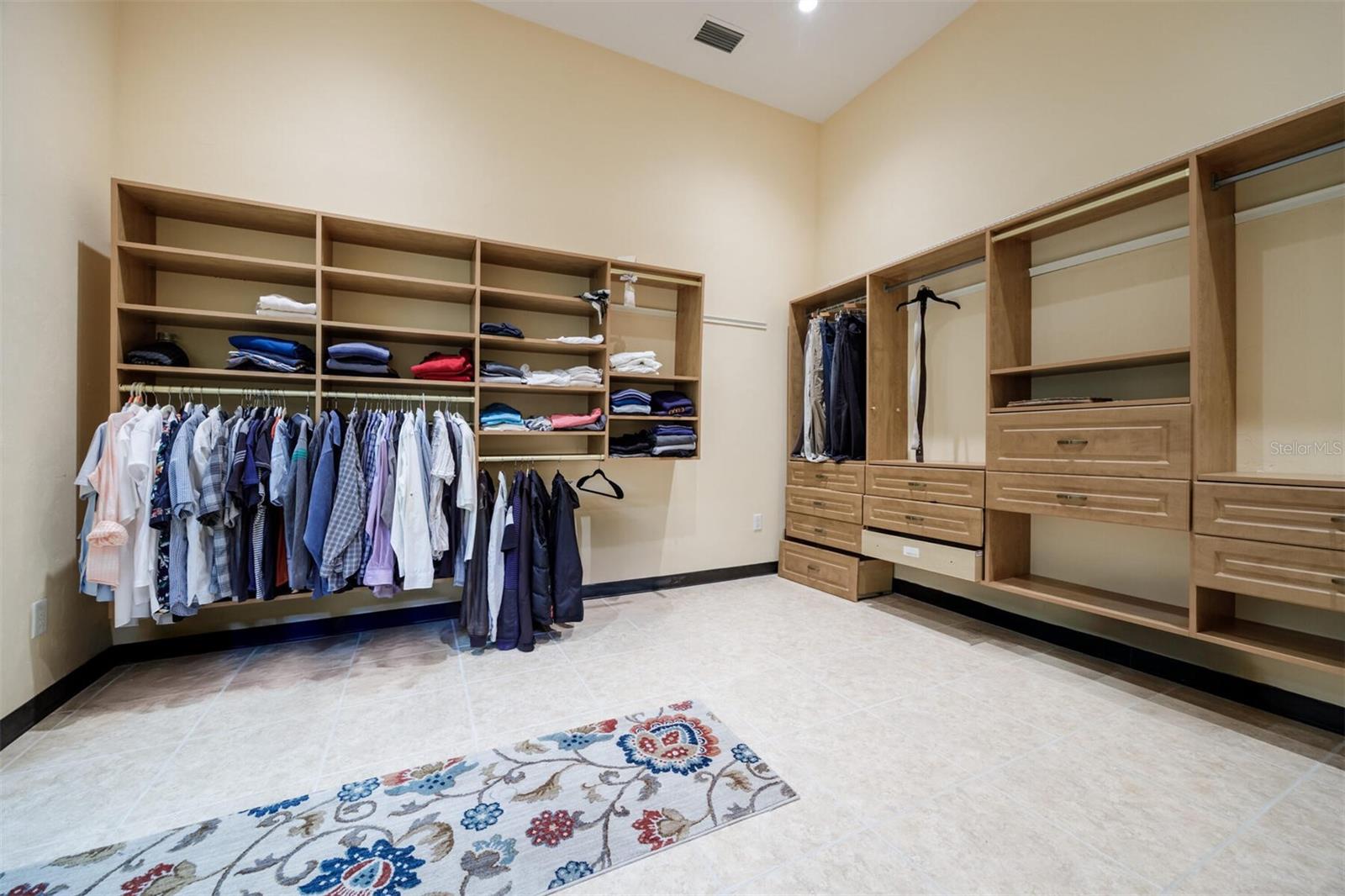 Image 32 of 80 For 18910 78th Avenue