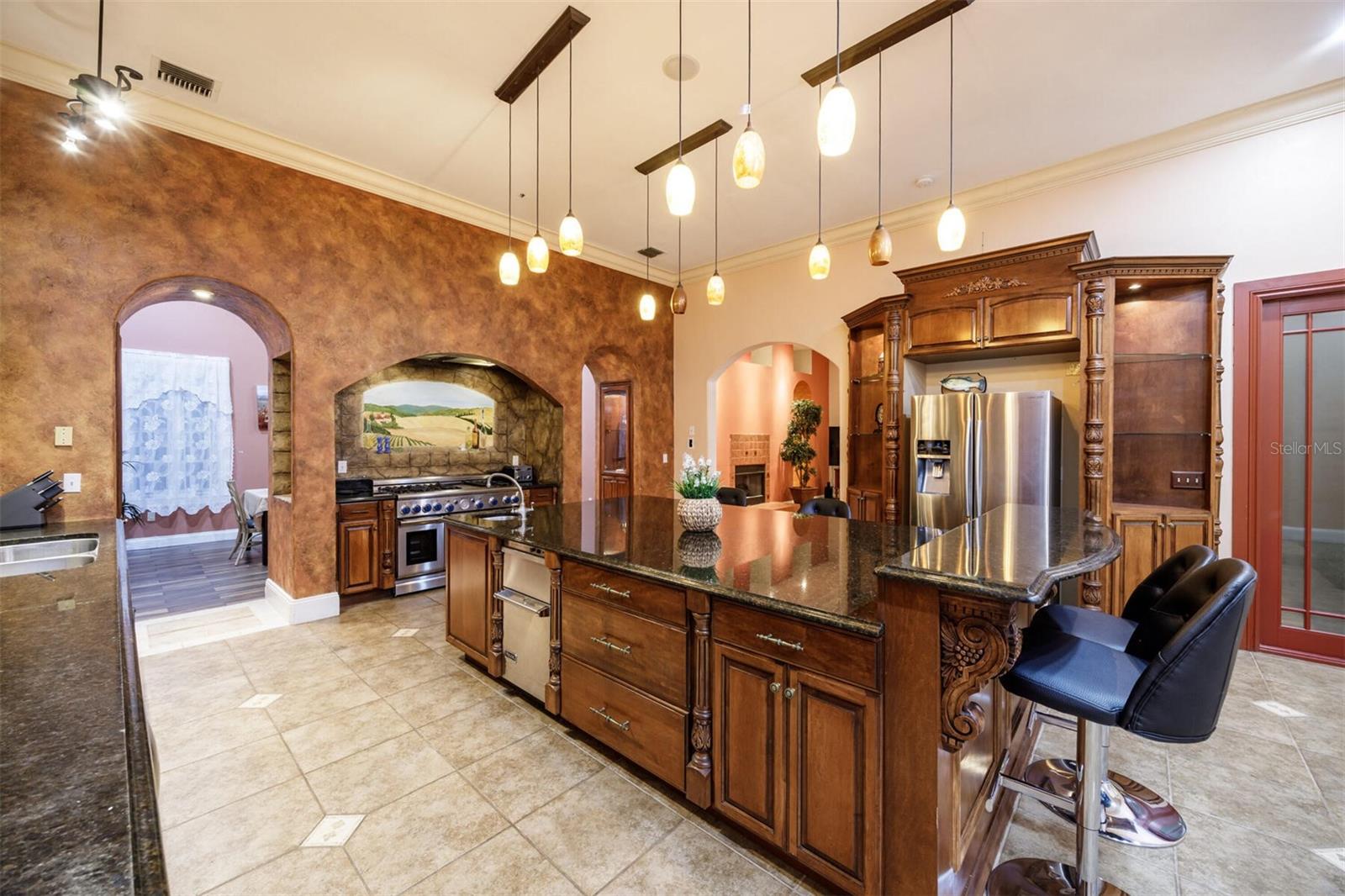 Image 5 of 80 For 18910 78th Avenue