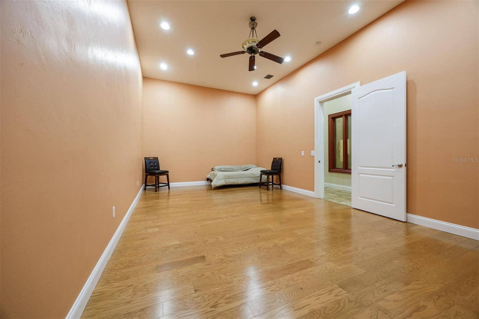 Image 59 of 80 For 18910 78th Avenue