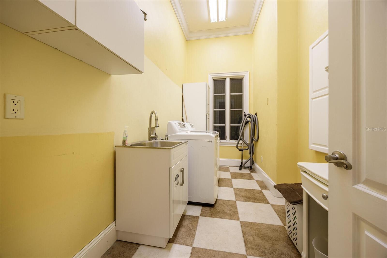 Image 61 of 80 For 18910 78th Avenue