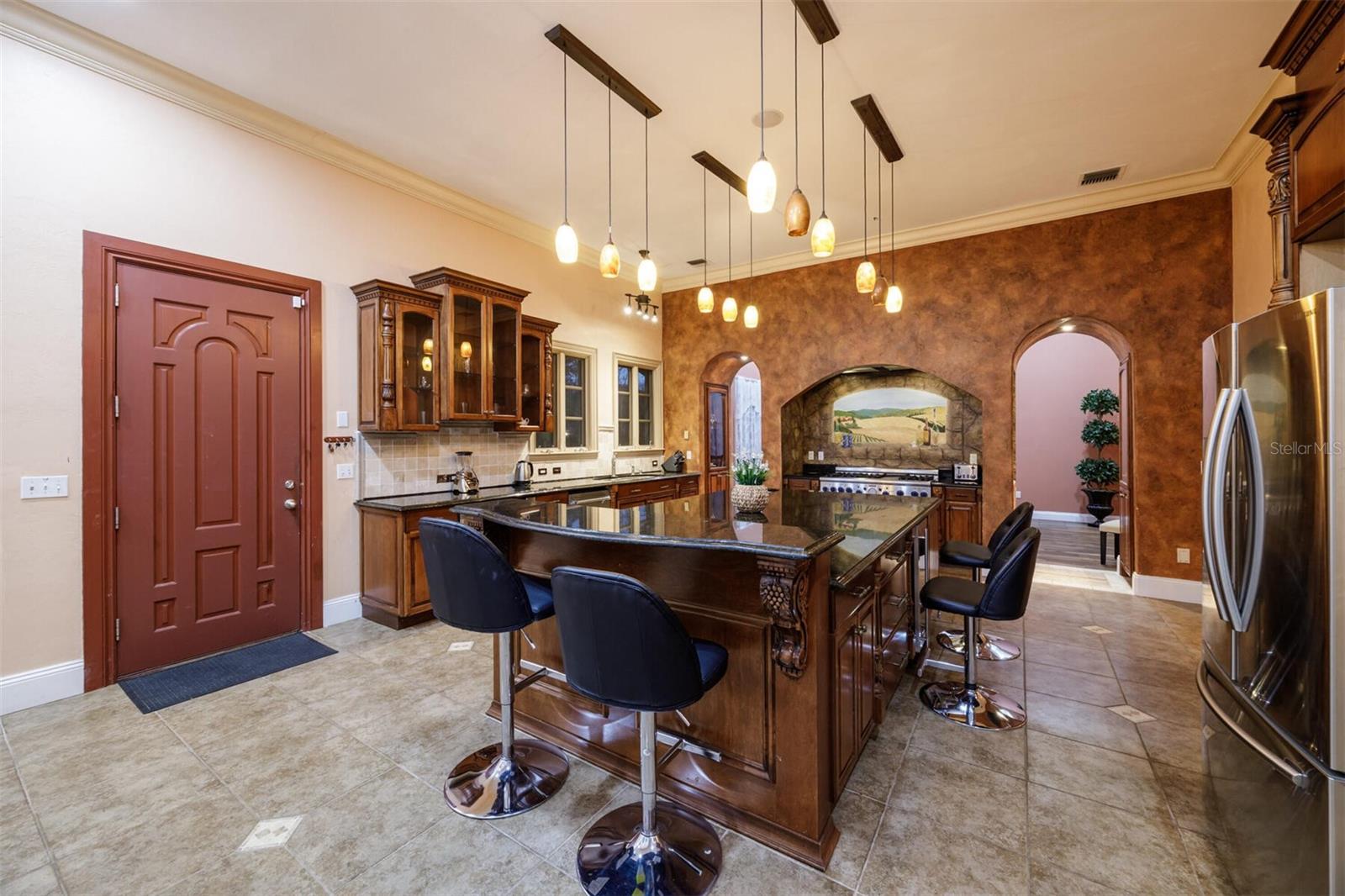 Image 8 of 80 For 18910 78th Avenue