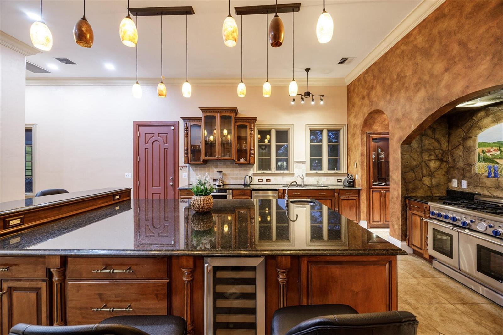 Image 9 of 80 For 18910 78th Avenue