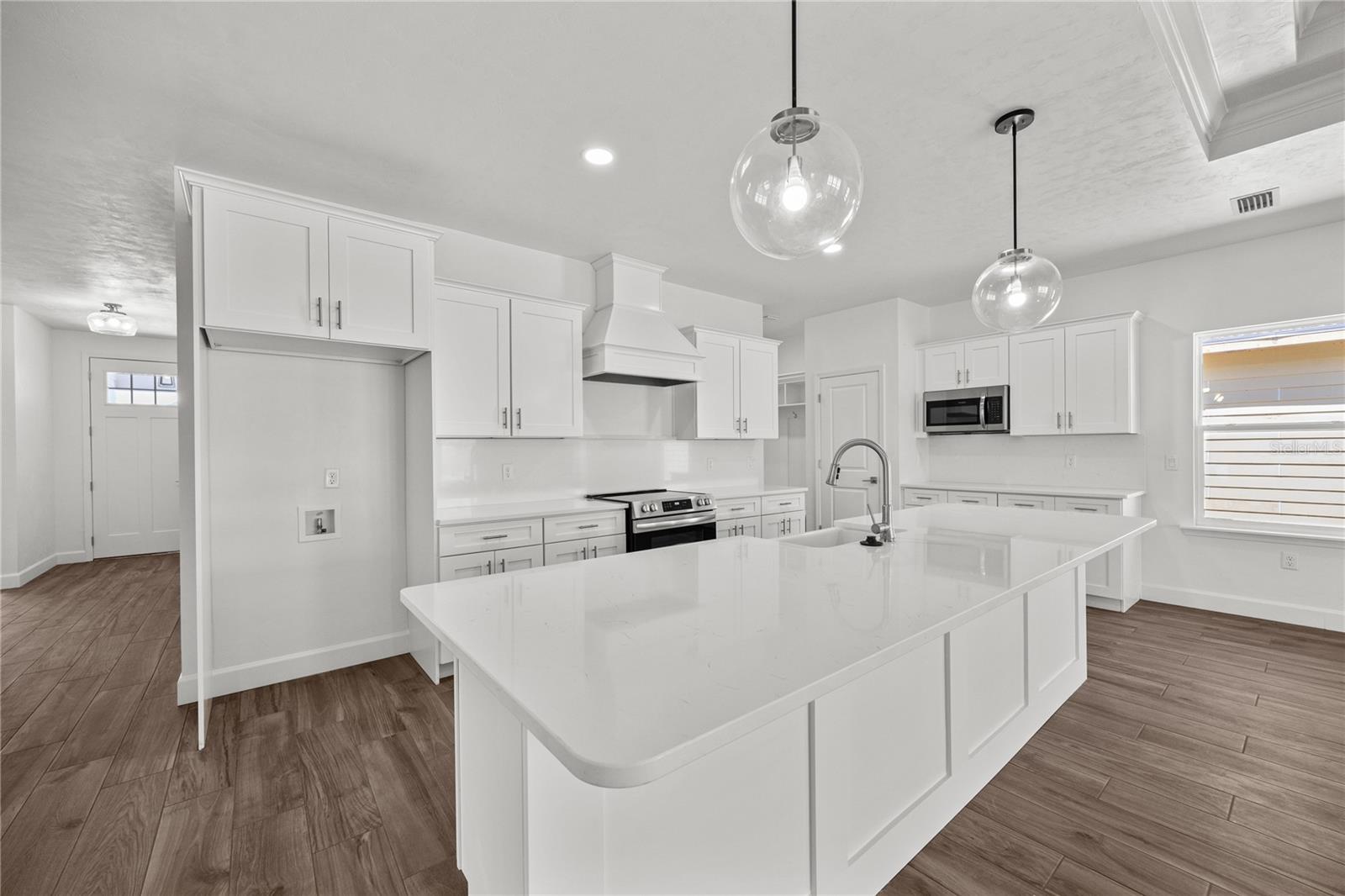 Image 11 of 30 For 1132 67th Way