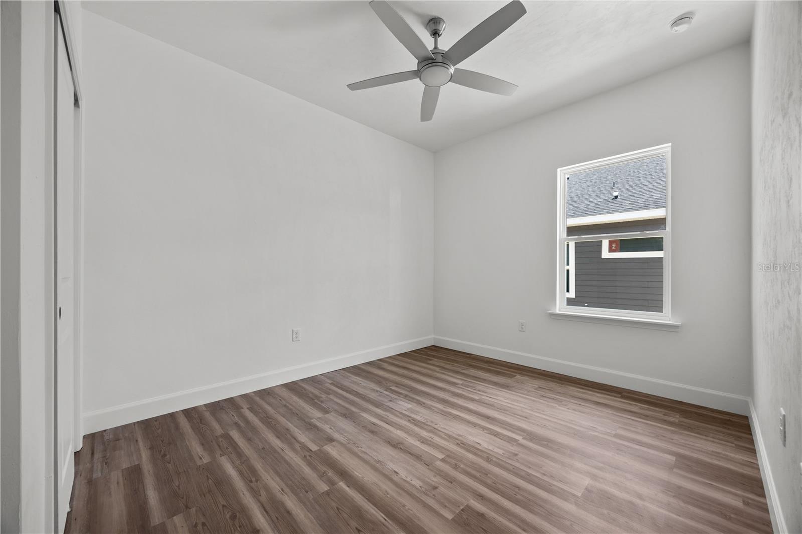 Image 21 of 27 For 1100 67th Way